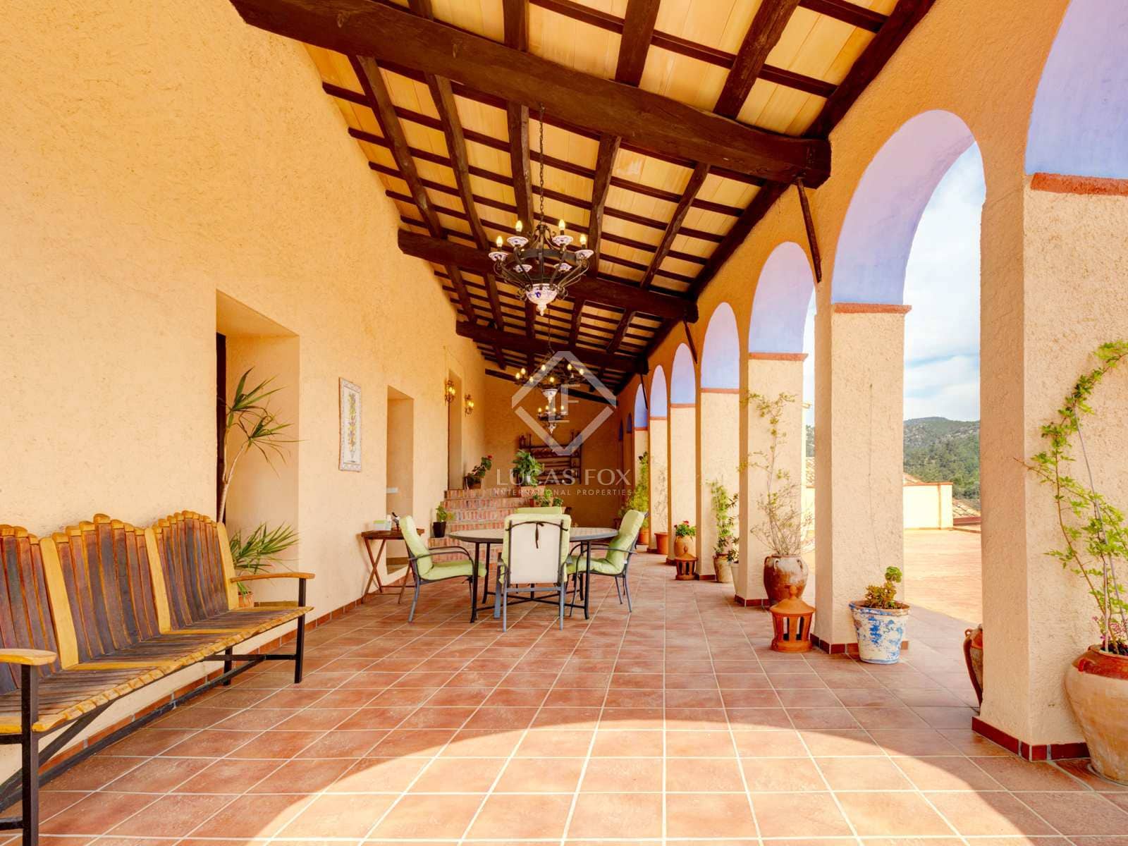 15 soveværelse Finca/Landehus til salg i El Molar med swimmingpool garage - € 5.250.000 (Ref: 7526948)