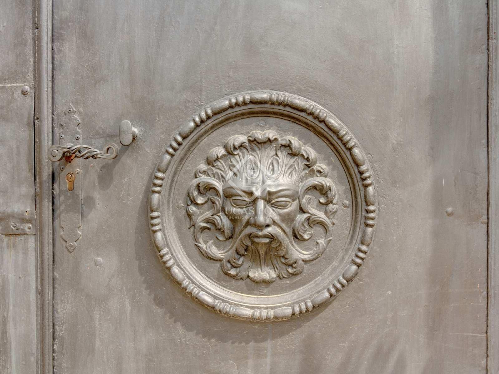 15 soveværelse Finca/Landehus til salg i El Molar med swimmingpool garage - € 5.250.000 (Ref: 7526948)