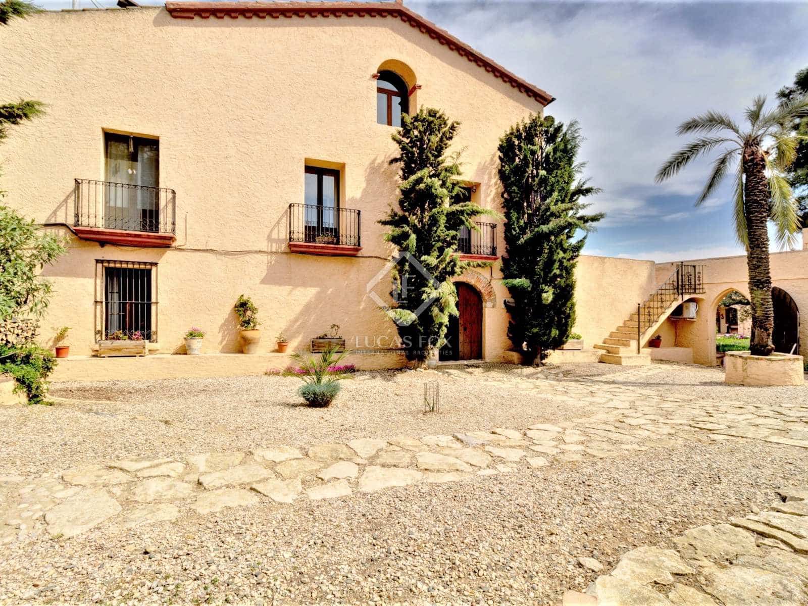 15 soveværelse Finca/Landehus til salg i El Molar med swimmingpool garage - € 5.250.000 (Ref: 7526948)