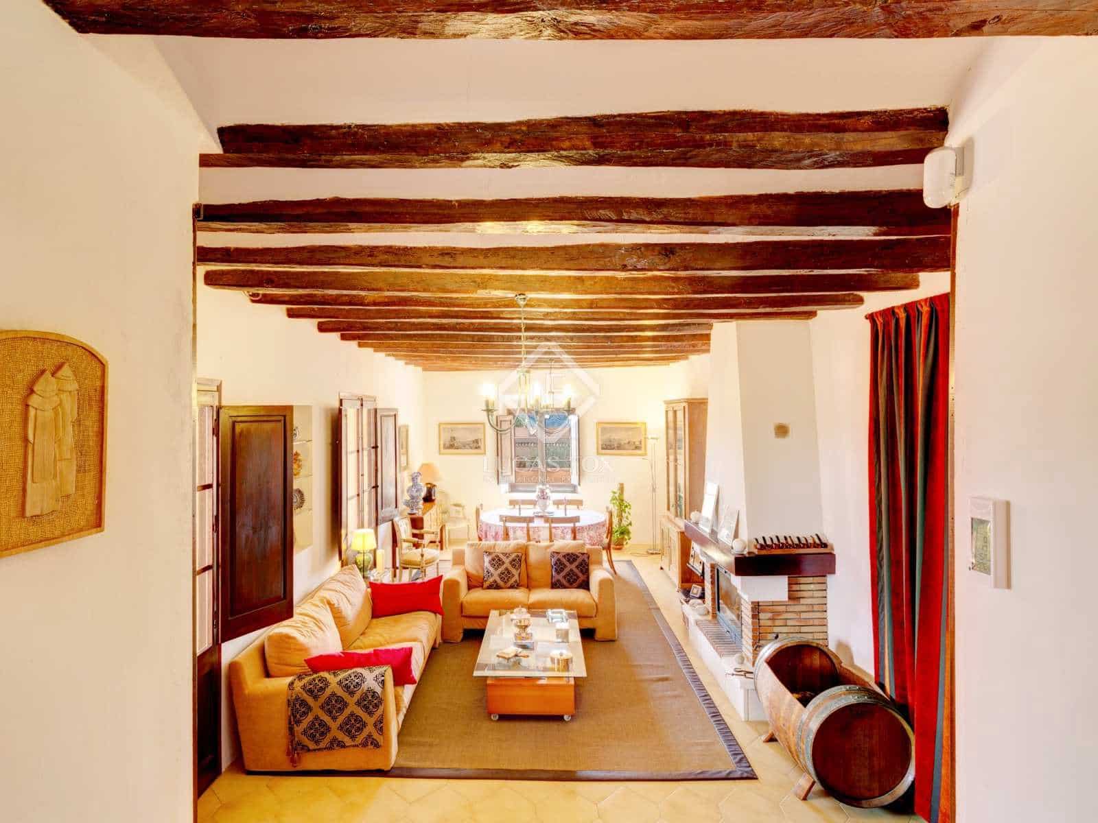 15 soveværelse Finca/Landehus til salg i El Molar med swimmingpool garage - € 5.250.000 (Ref: 7526948)