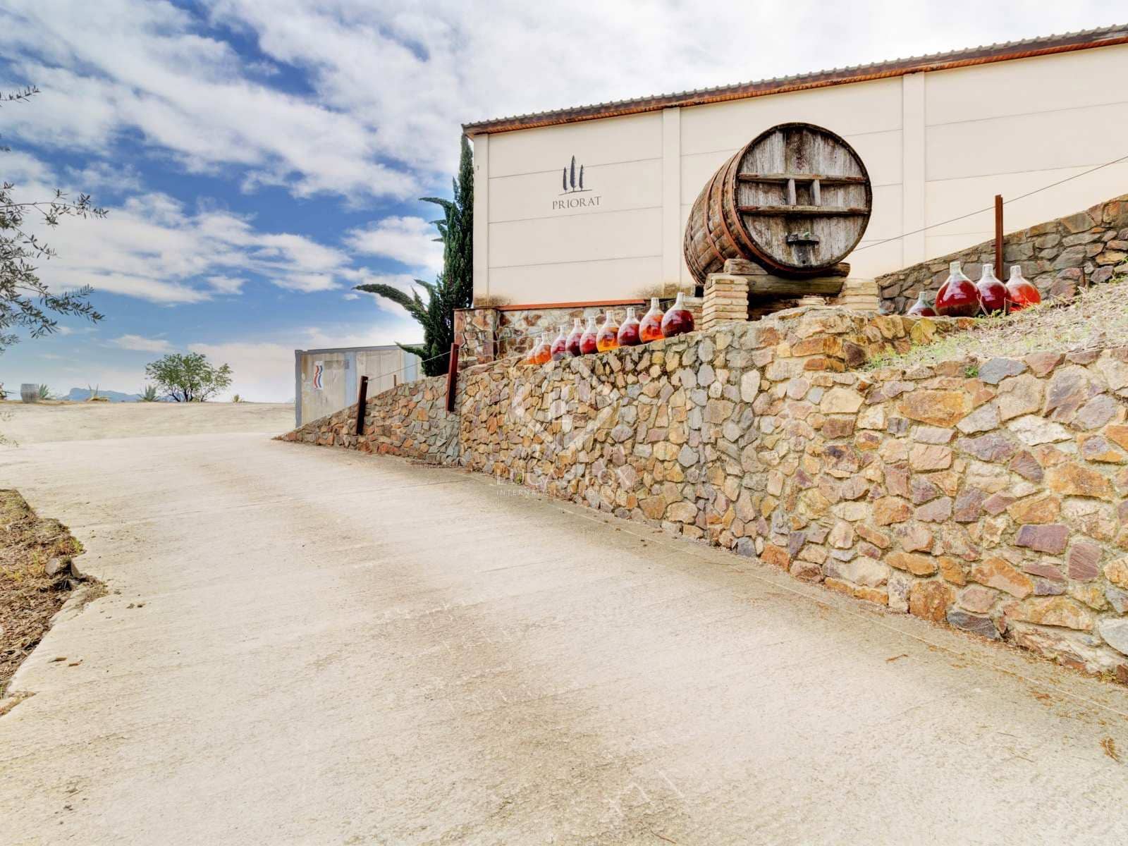 15 soveværelse Finca/Landehus til salg i El Molar med swimmingpool garage - € 5.250.000 (Ref: 7526948)