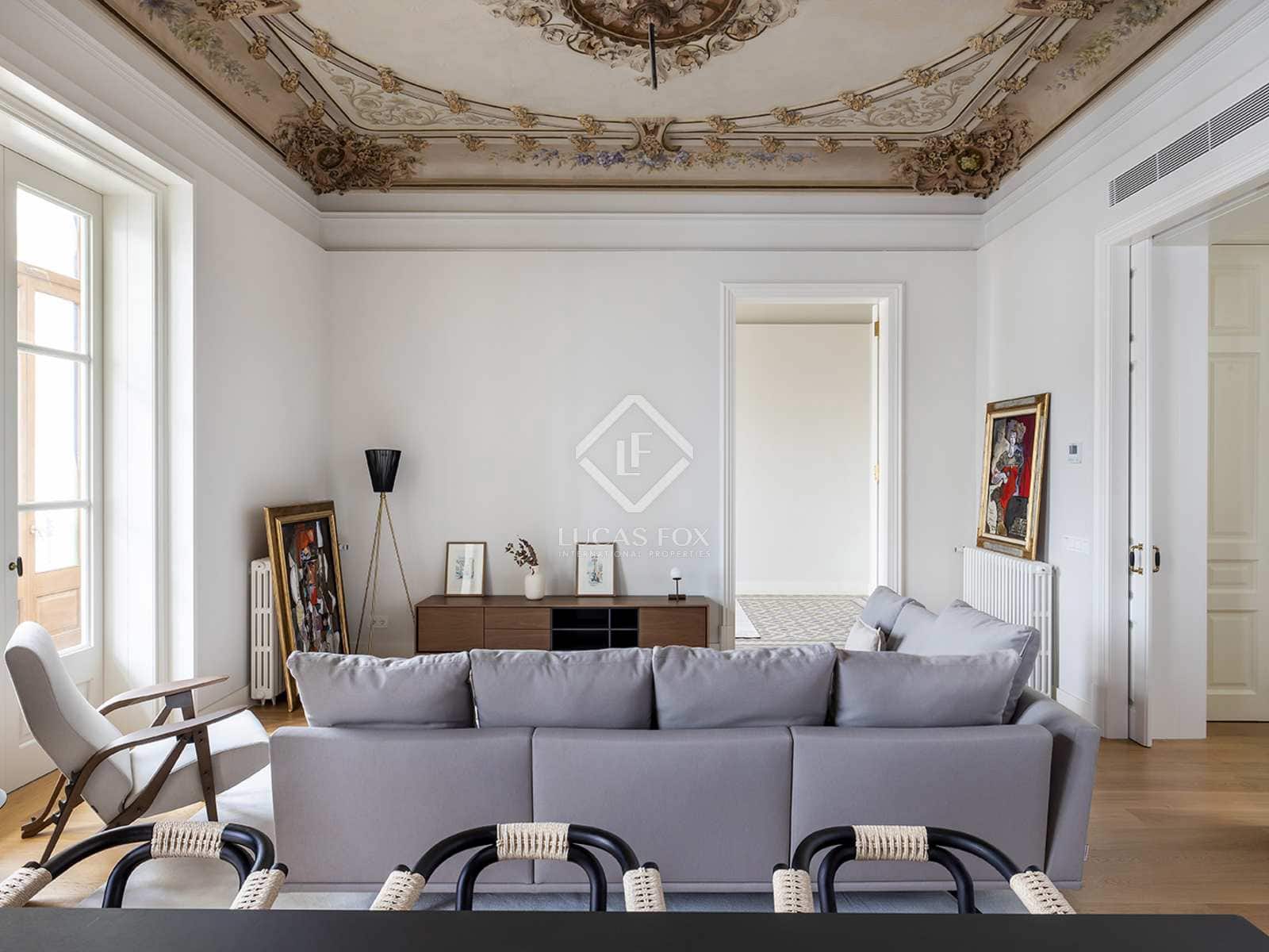 2 bedroom Apartment for rent in Barcelona city with pool - € 8,000 (Ref: 7537682)