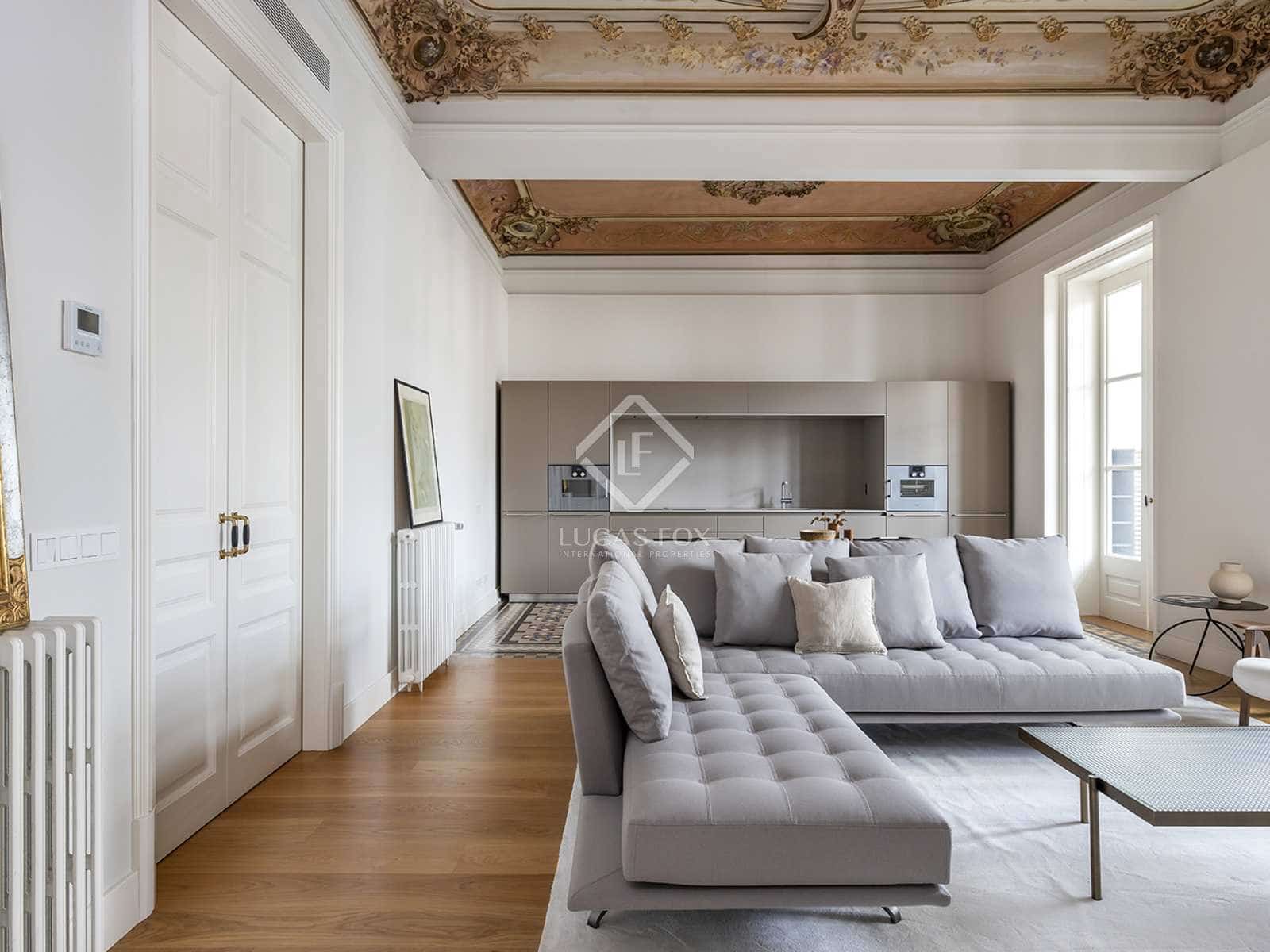 2 bedroom Apartment for rent in Barcelona city with pool - € 8,000 (Ref: 7537682)