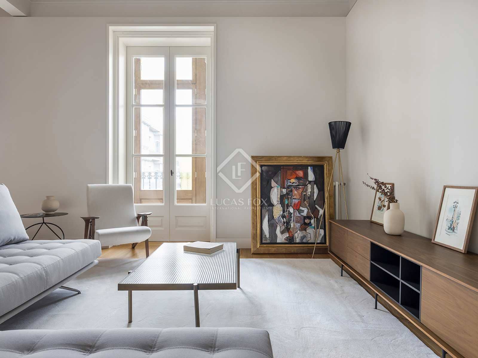 2 bedroom Apartment for rent in Barcelona city with pool - € 8,000 (Ref: 7537682)