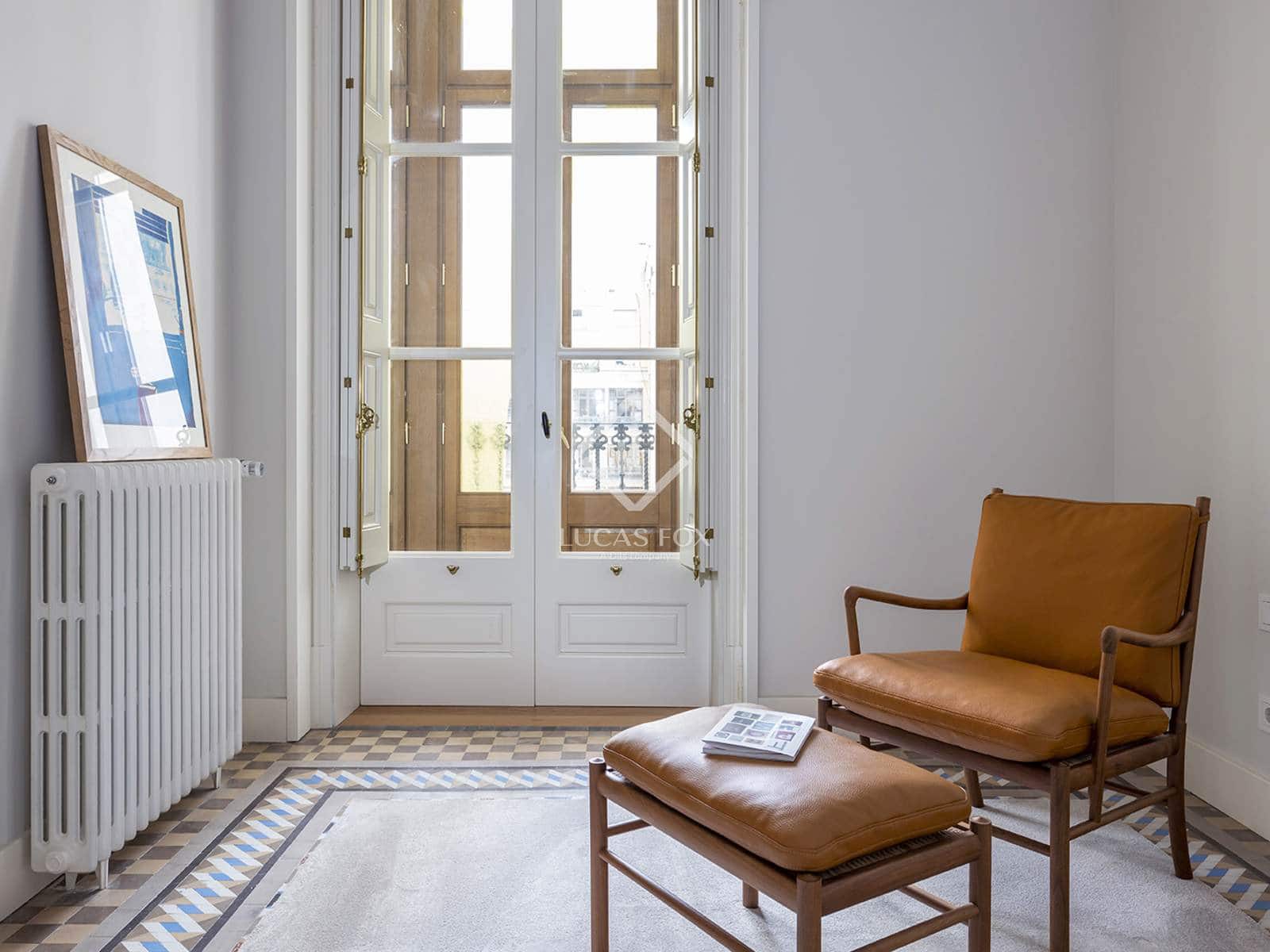 2 bedroom Apartment for rent in Barcelona city with pool - € 8,000 (Ref: 7537682)