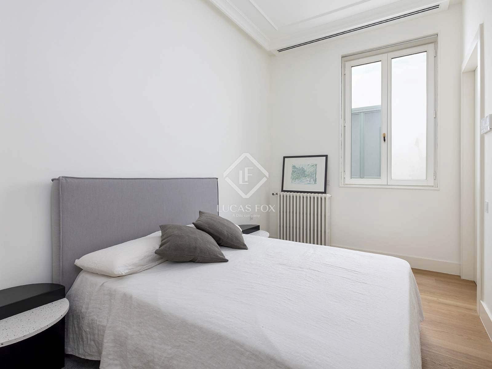 2 bedroom Apartment for rent in Barcelona city with pool - € 8,000 (Ref: 7537682)