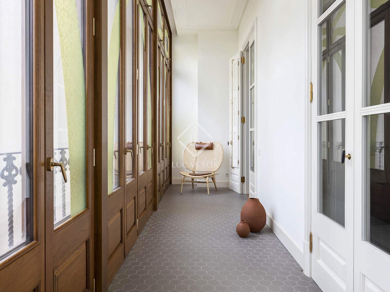 2 bedroom Apartment for rent in Barcelona city with pool - € 8,000 (Ref: 7537682)