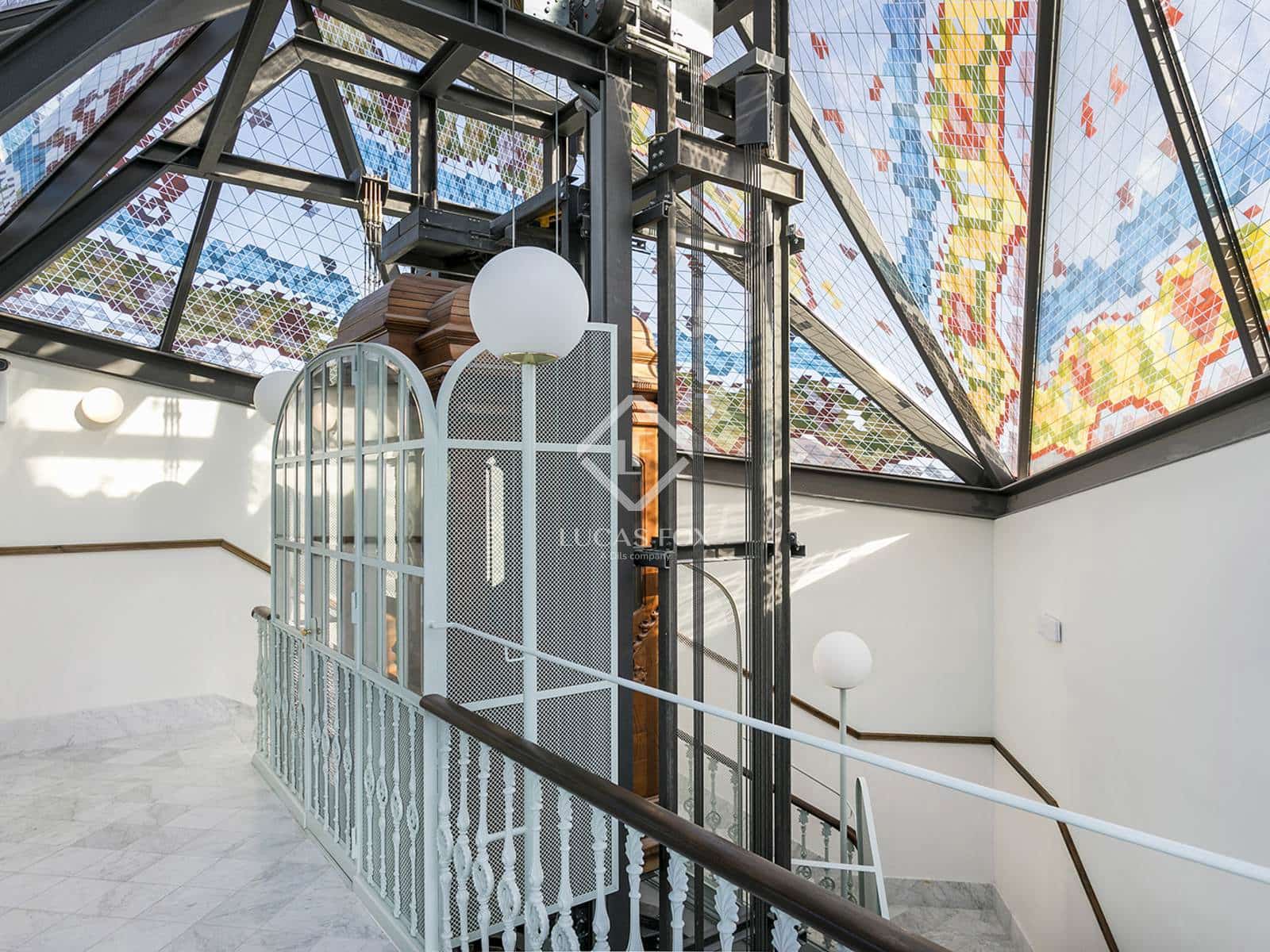 2 bedroom Apartment for rent in Barcelona city with pool - € 8,000 (Ref: 7537682)