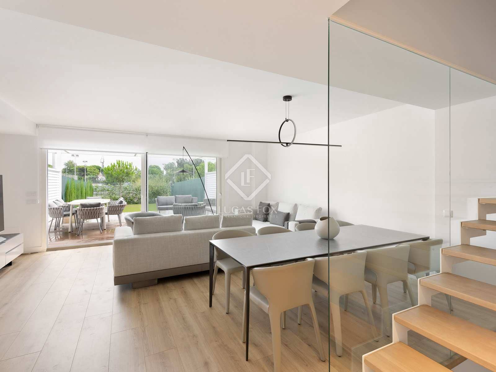 6 camera da letto Villa da affittare in Gava con piscina garage - 5.800 € (Rif: 7537683)