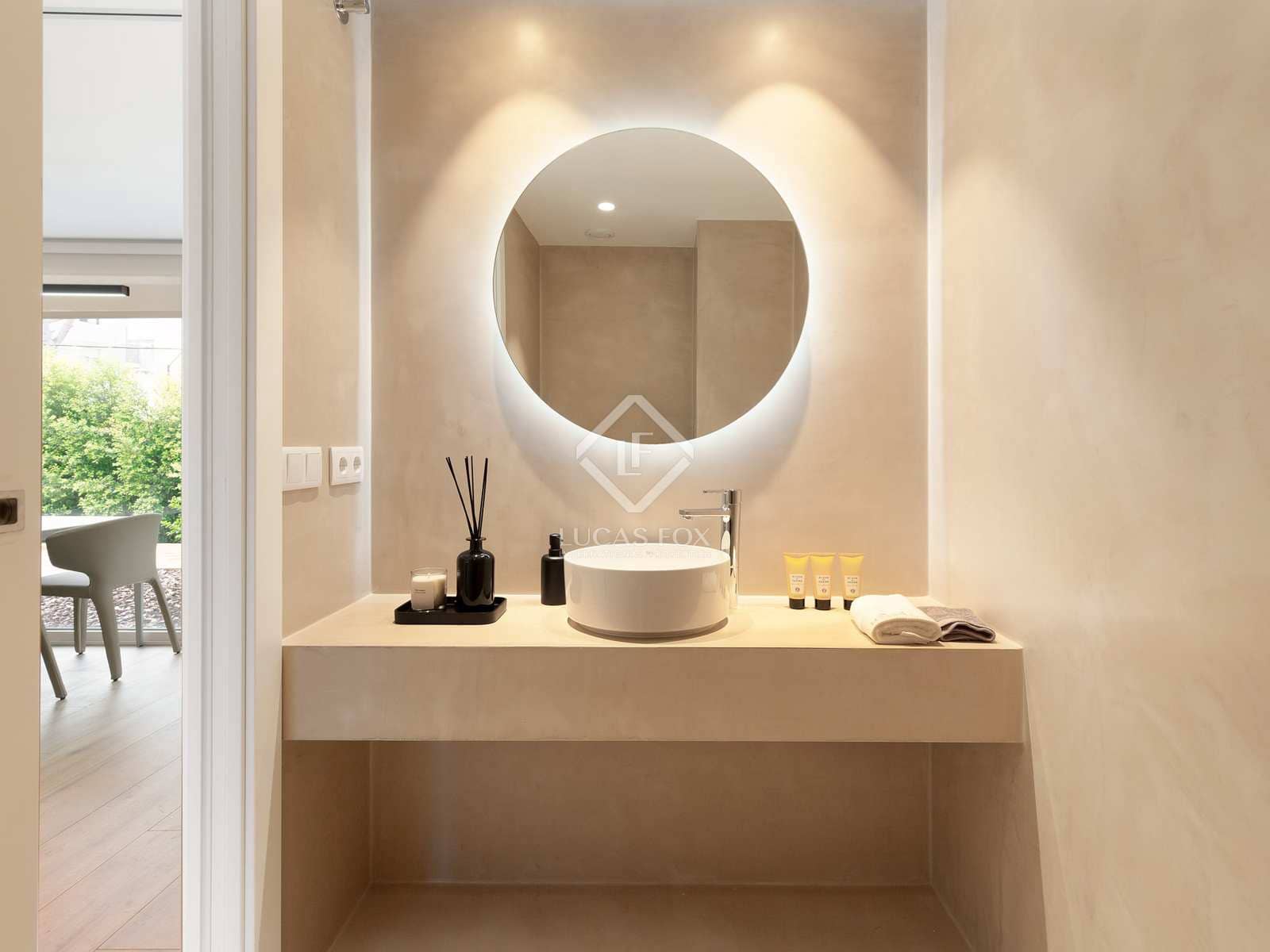 6 camera da letto Villa da affittare in Gava con piscina garage - 5.800 € (Rif: 7537683)