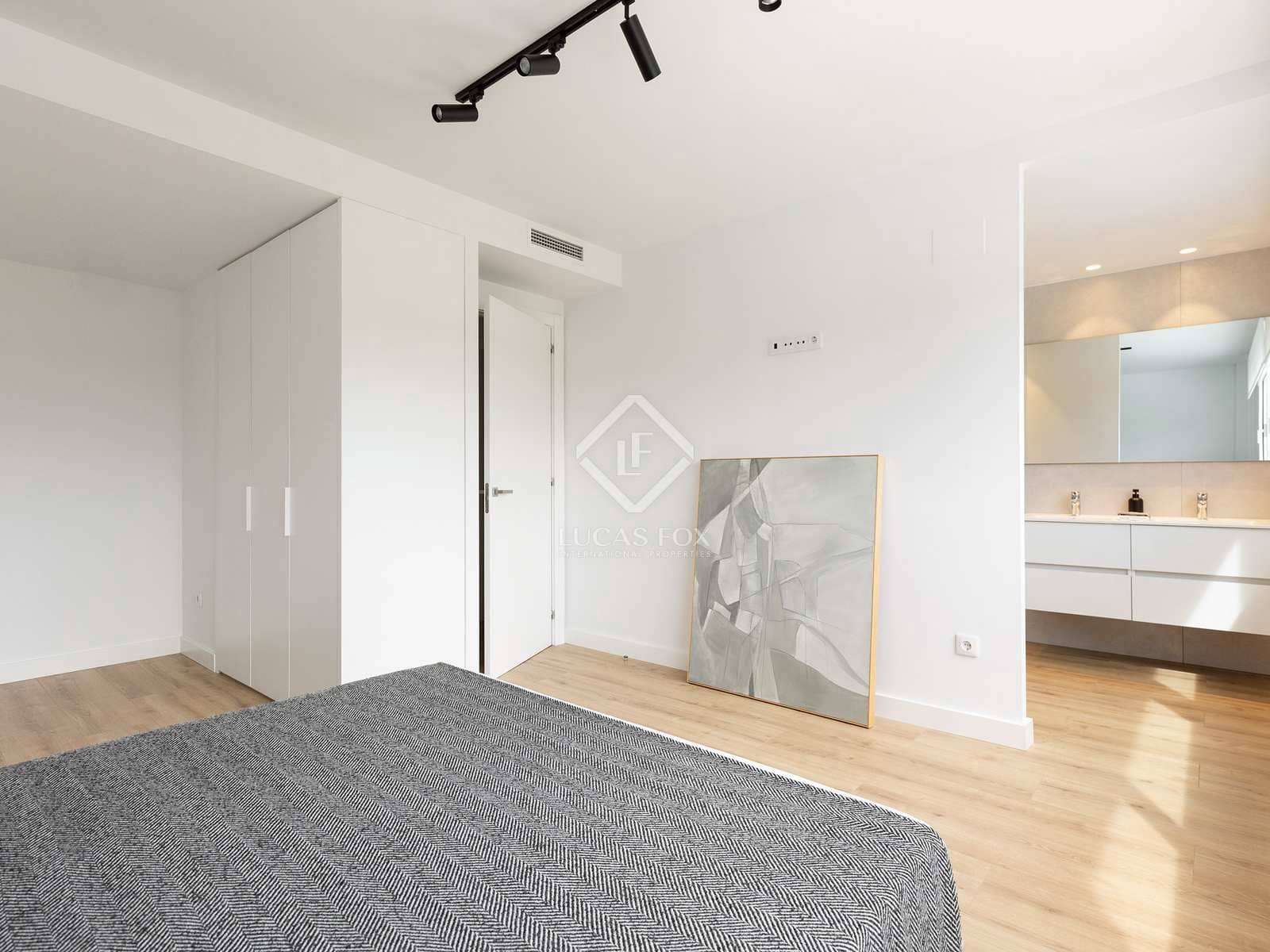 6 camera da letto Villa da affittare in Gava con piscina garage - 5.800 € (Rif: 7537683)