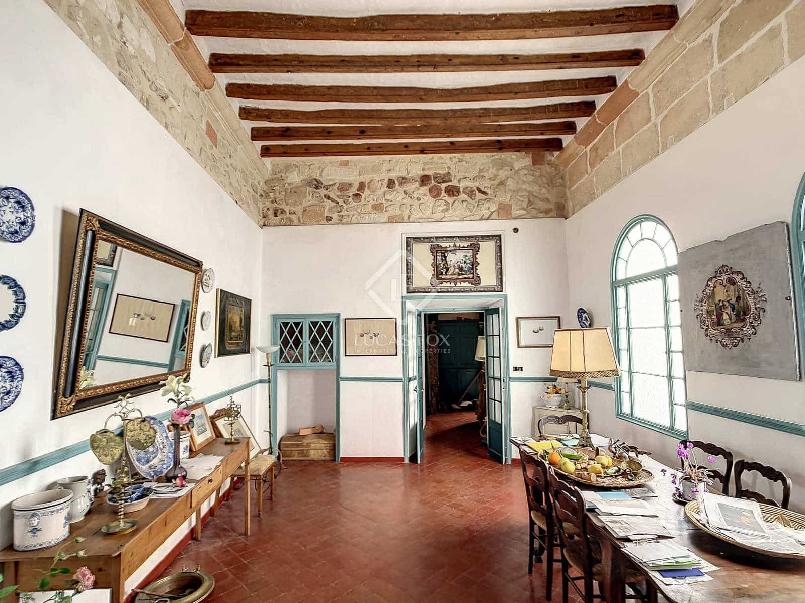 7 soverom Villa til salgs i Ciutadella de Menorca med garasje - € 895 000 (Ref: 7552222)