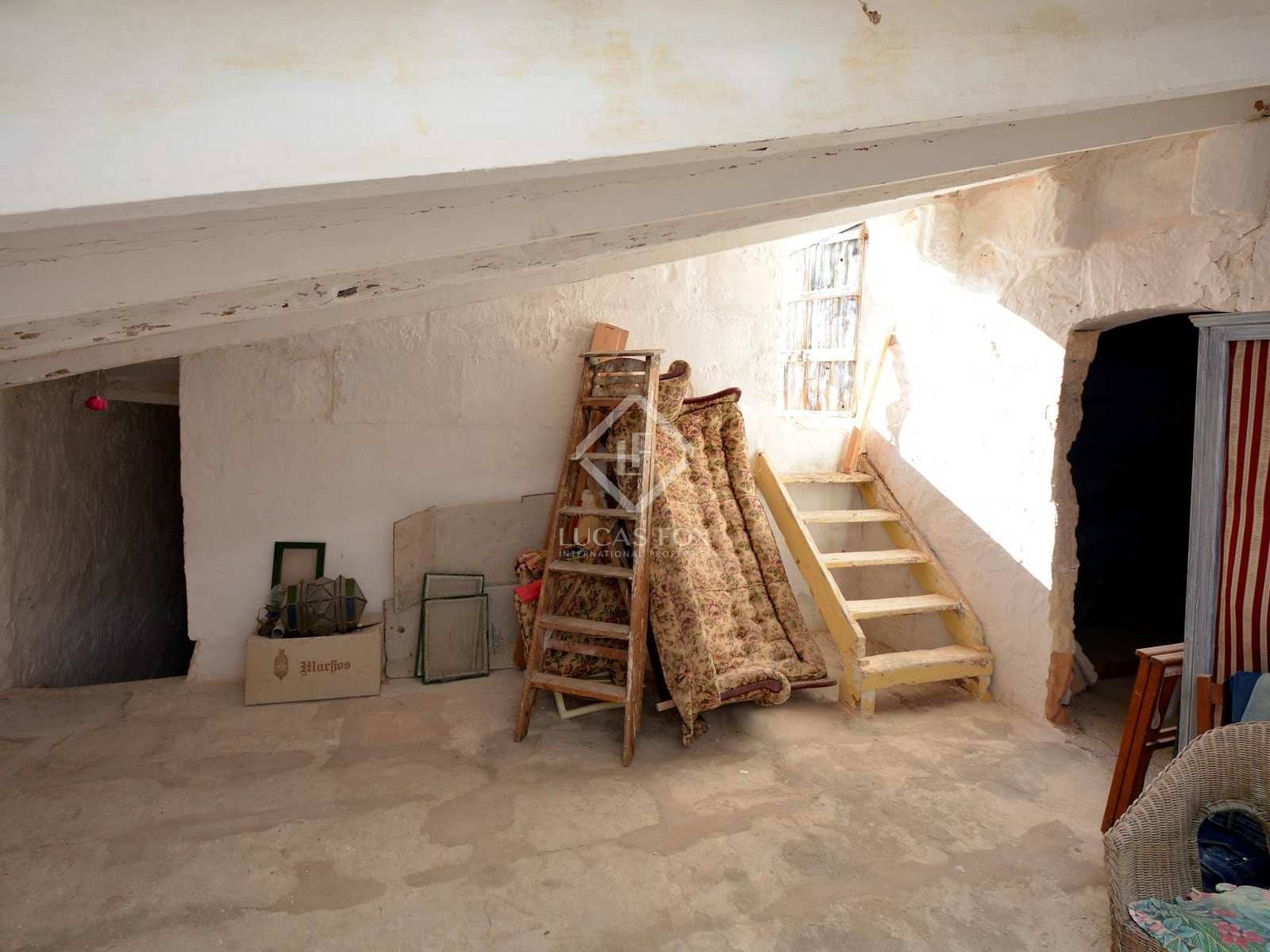 7 soverom Villa til salgs i Ciutadella de Menorca med garasje - € 895 000 (Ref: 7552222)