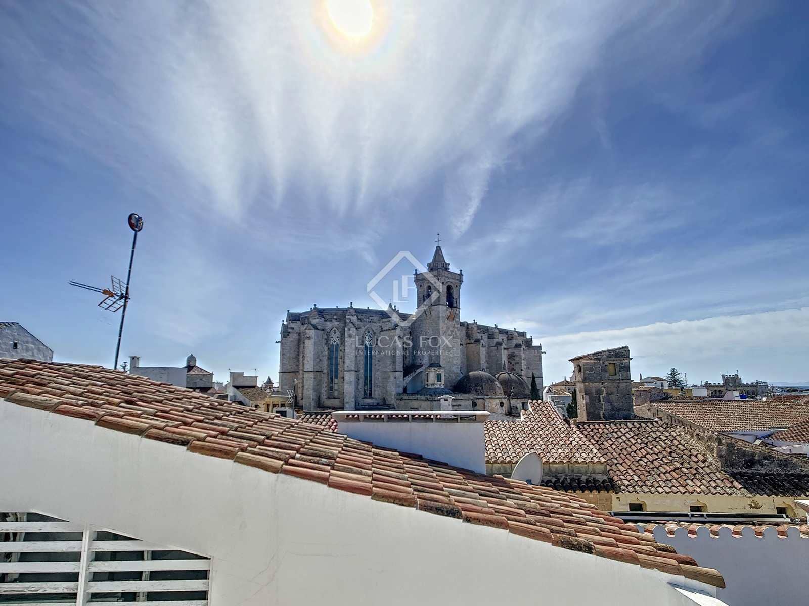 7 soverom Villa til salgs i Ciutadella de Menorca med garasje - € 895 000 (Ref: 7552222)