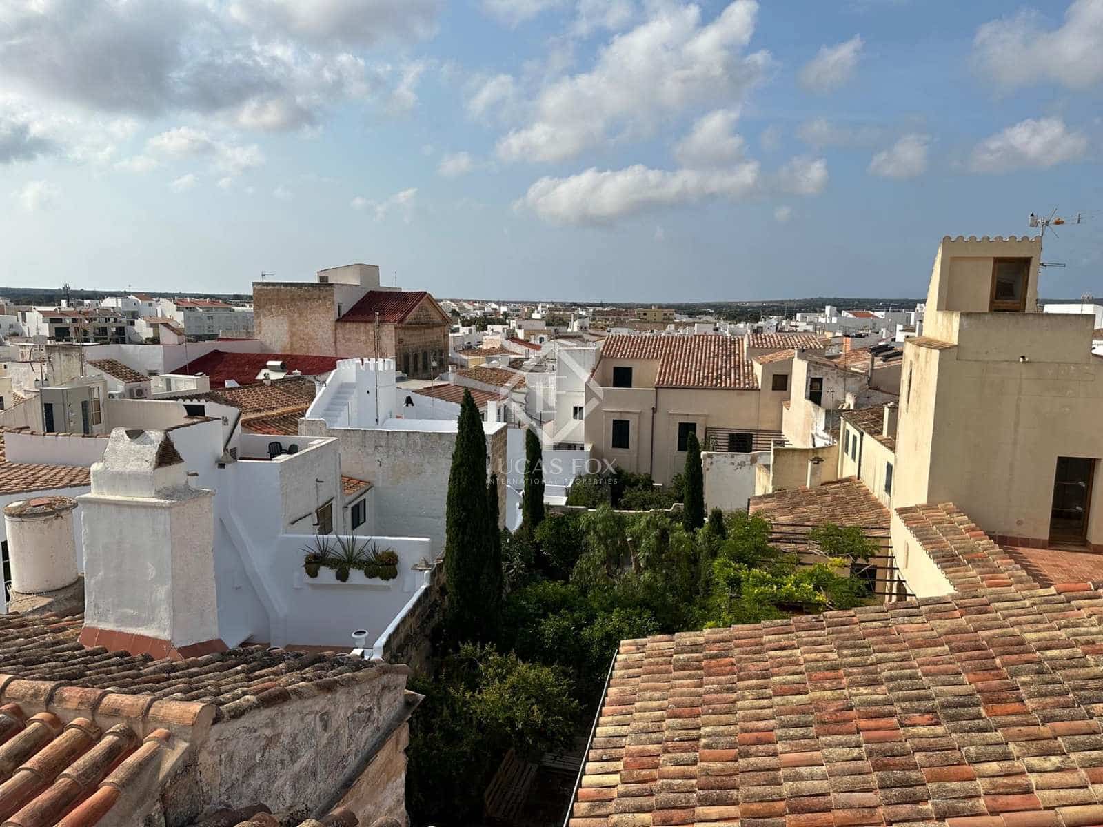 7 soverom Villa til salgs i Ciutadella de Menorca med garasje - € 895 000 (Ref: 7552222)