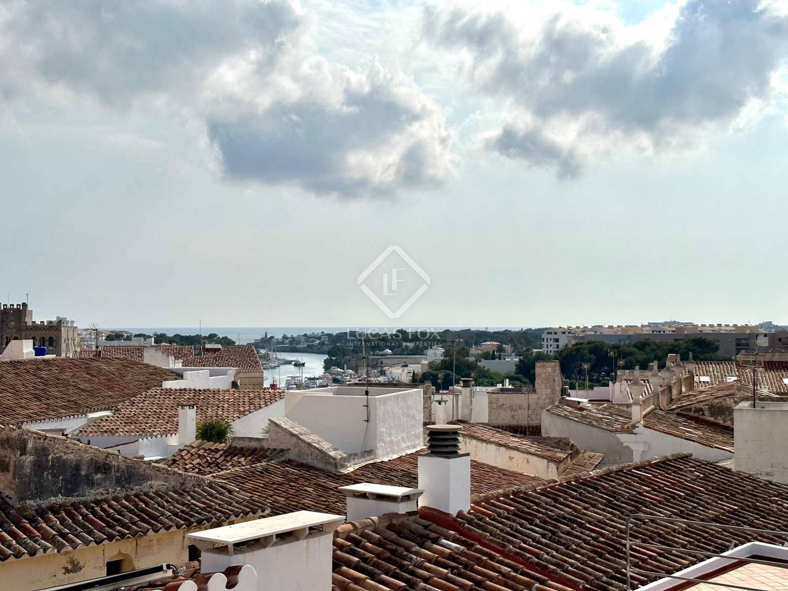 7 soverom Villa til salgs i Ciutadella de Menorca med garasje - € 895 000 (Ref: 7552222)