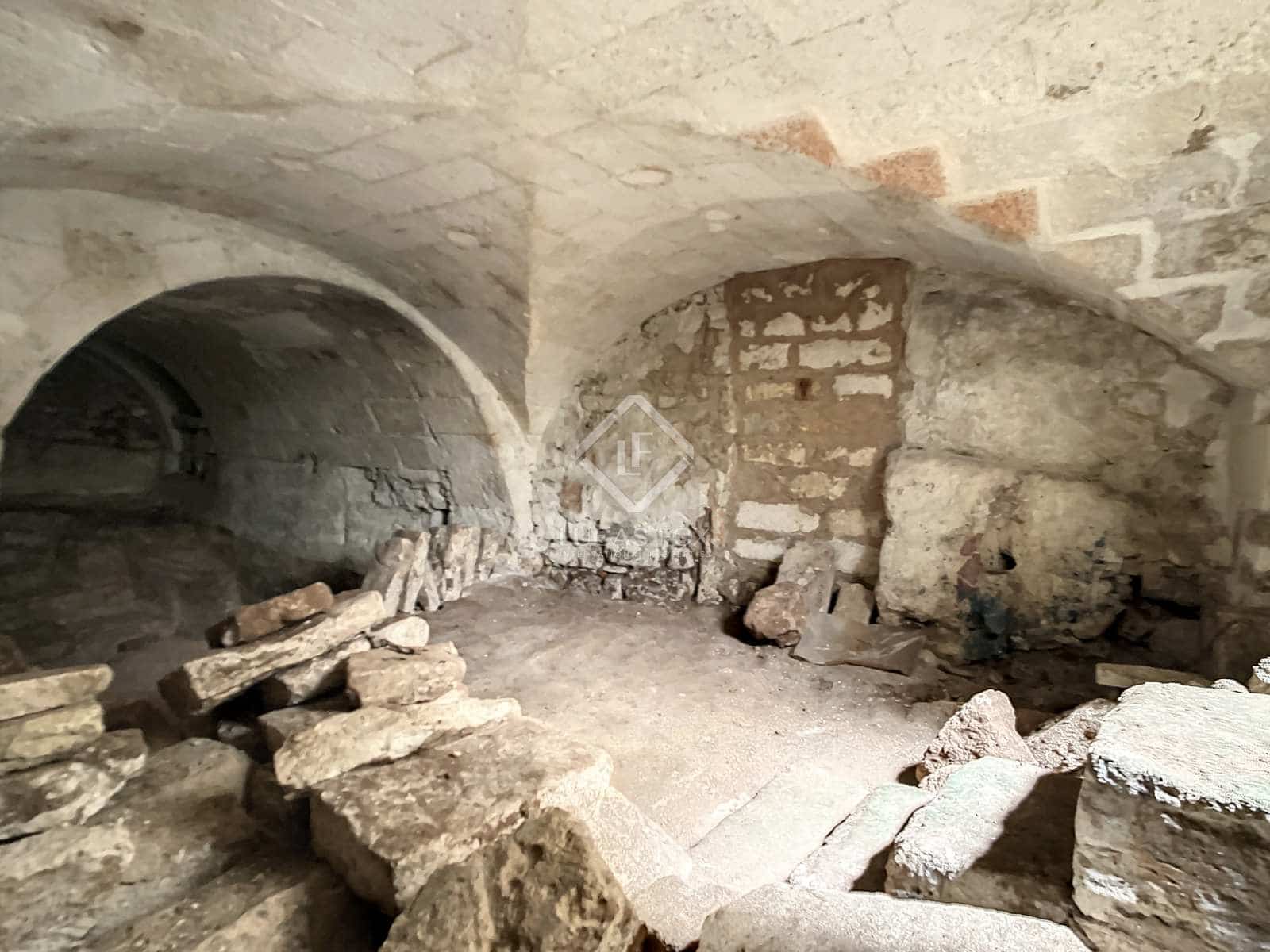 7 soverom Villa til salgs i Ciutadella de Menorca med garasje - € 895 000 (Ref: 7552222)