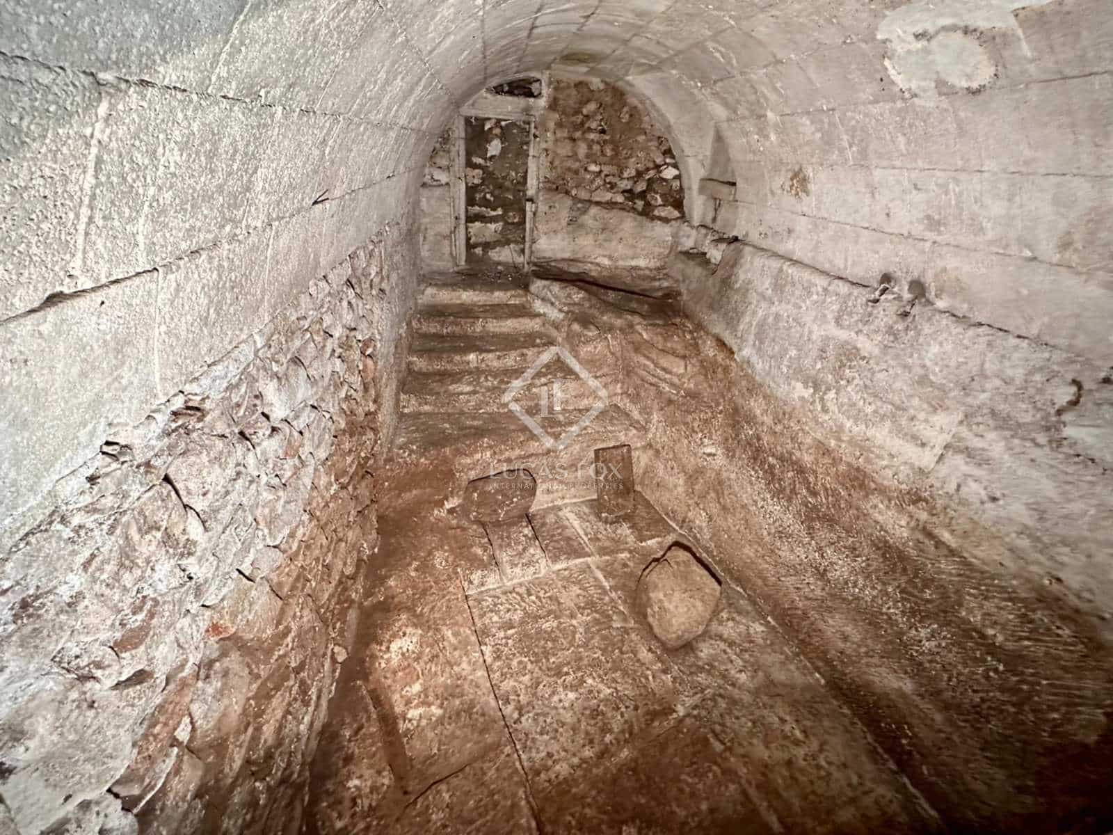 7 soverom Villa til salgs i Ciutadella de Menorca med garasje - € 895 000 (Ref: 7552222)