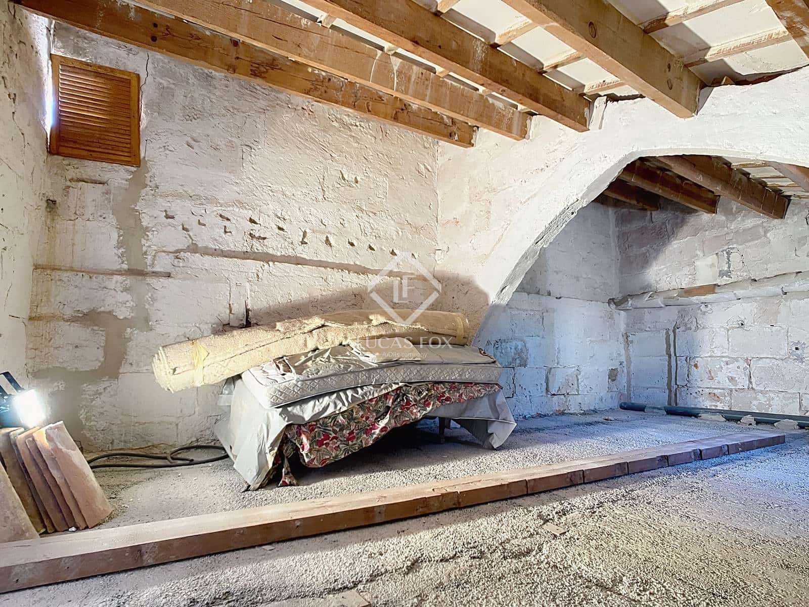 7 soverom Villa til salgs i Ciutadella de Menorca med garasje - € 895 000 (Ref: 7552222)