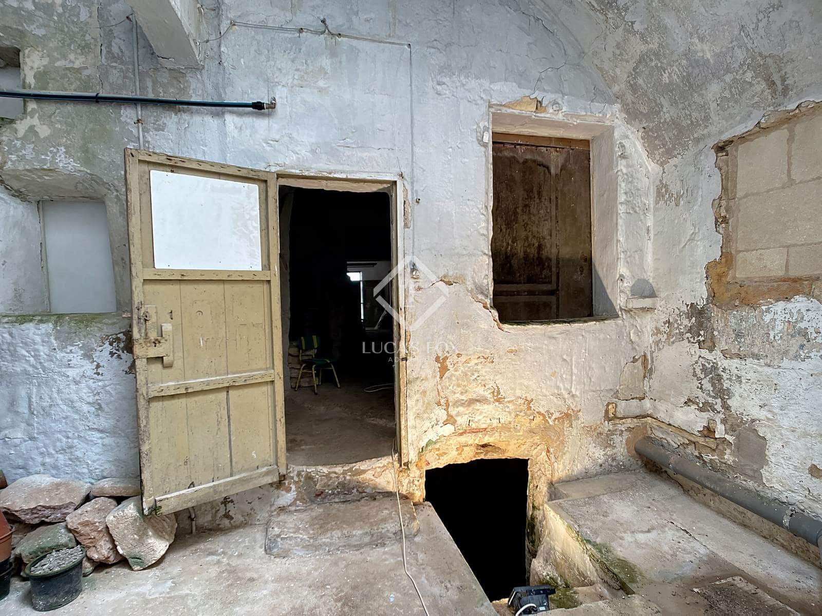 7 soverom Villa til salgs i Ciutadella de Menorca med garasje - € 895 000 (Ref: 7552222)