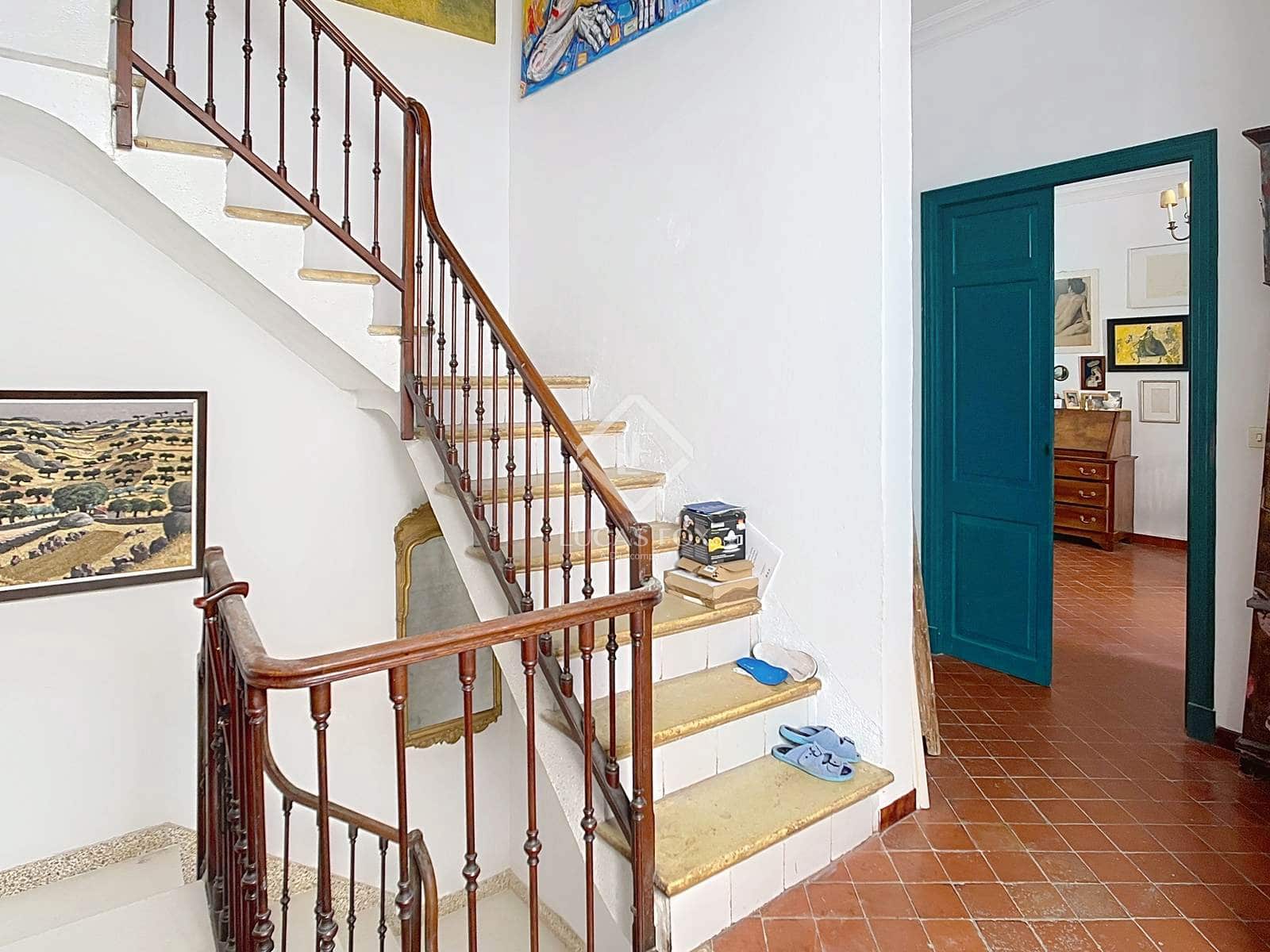 7 soverom Villa til salgs i Ciutadella de Menorca med garasje - € 895 000 (Ref: 7552222)