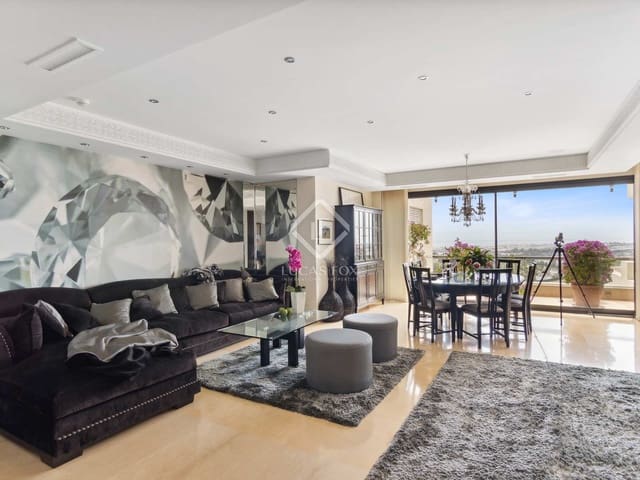 5 chambre Penthouse à vendre à Nueva Andalucia, Marbella avec piscine garage - 2 950 000 € (Ref: 7555814)