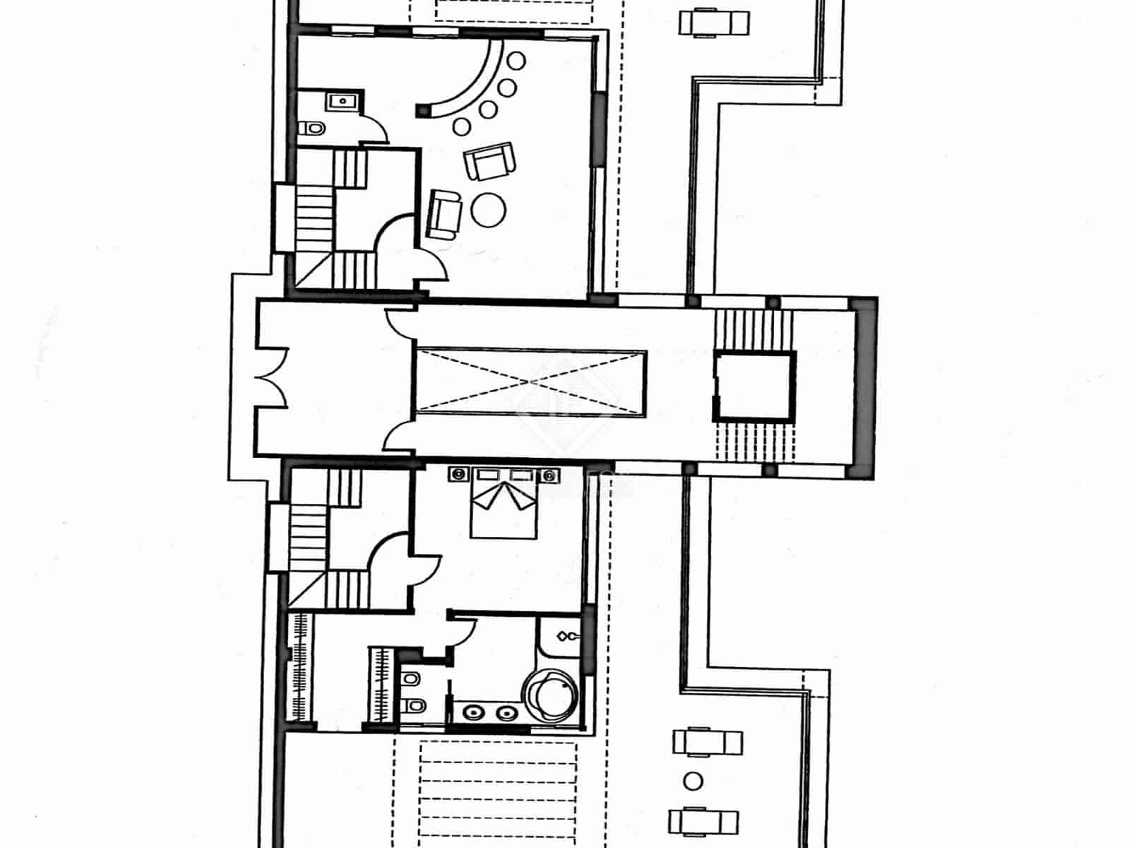 5 sypialnia Penthouse na sprzedaż w Nueva Andalucia z basenem garażem - 2 950 000 € (Ref: 7555814)