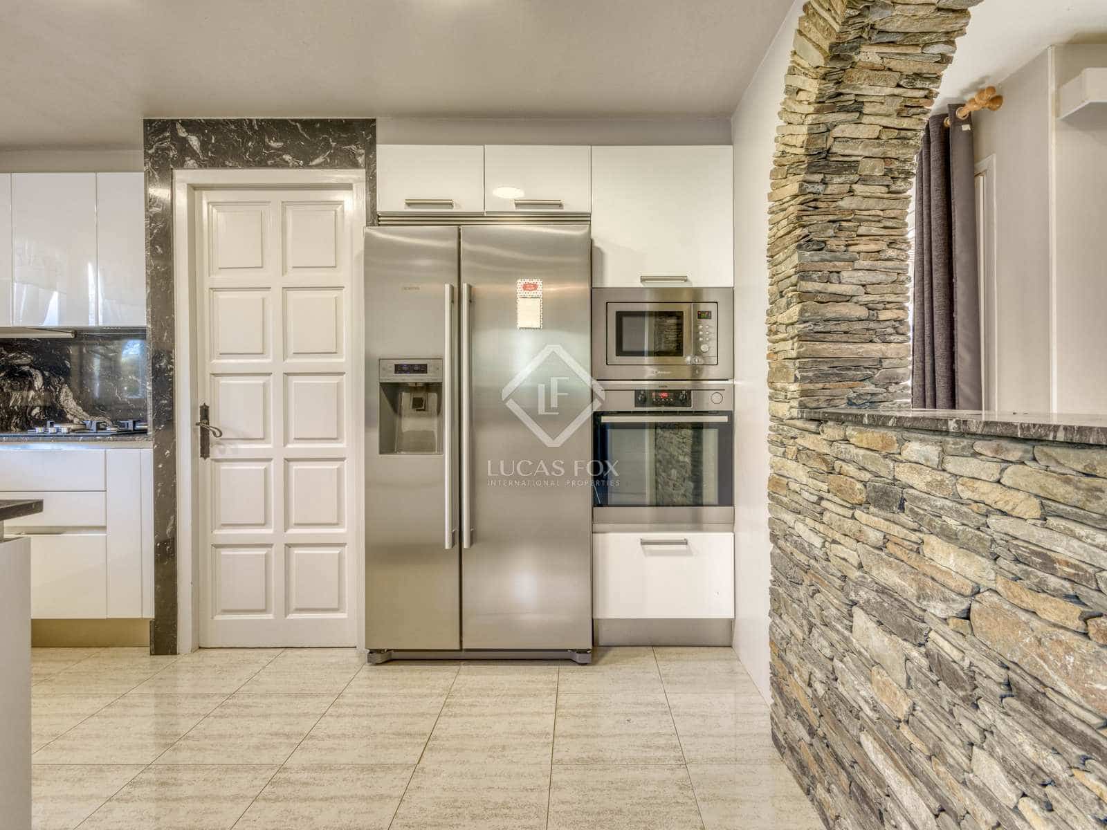 4 bedroom Villa for sale in El Port de la Selva with garage - € 1,300,000 (Ref: 7561522)