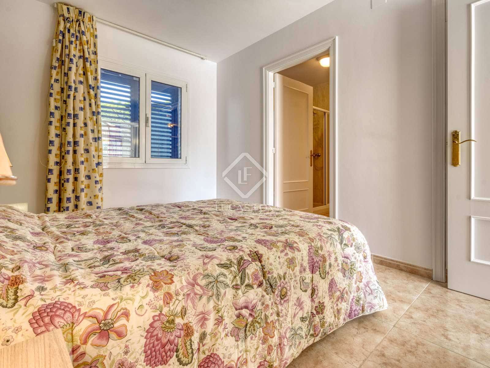 4 bedroom Villa for sale in El Port de la Selva with garage - € 1,300,000 (Ref: 7561522)