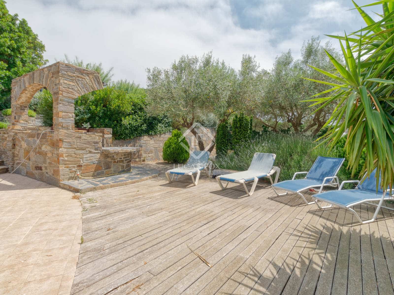 4 bedroom Villa for sale in El Port de la Selva with garage - € 1,300,000 (Ref: 7561522)