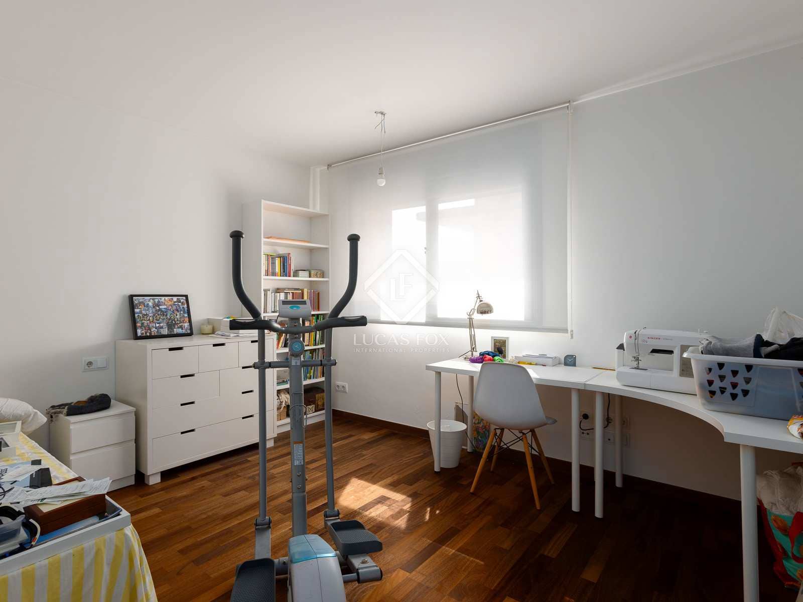 4 soverom Villa til salgs i Vallromanes med svømmebasseng garasje - € 690 000 (Ref: 7561526)