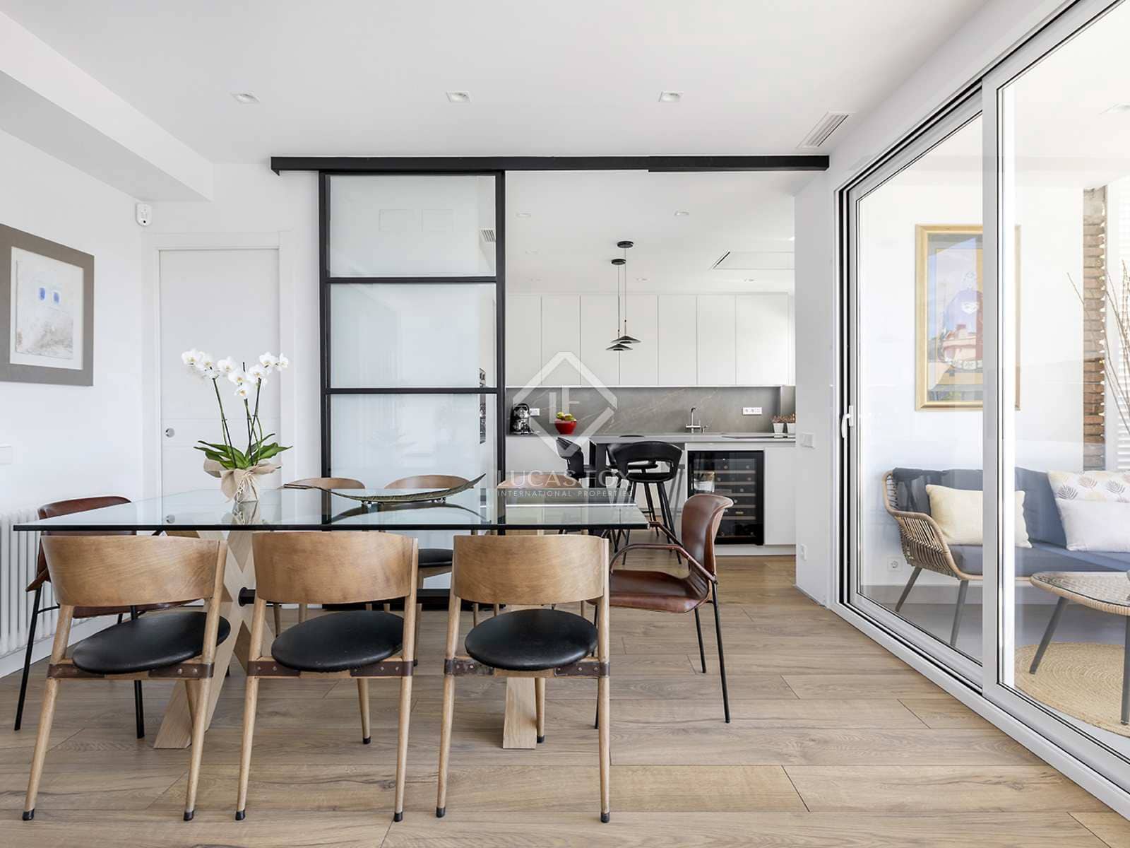 4 soveværelse Lejlighed til leje i Barcelona by med garage - € 4.622 (Ref: 7566748)