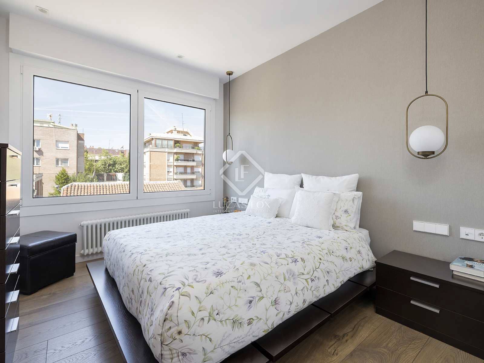 4 soveværelse Lejlighed til leje i Barcelona by med garage - € 4.622 (Ref: 7566748)