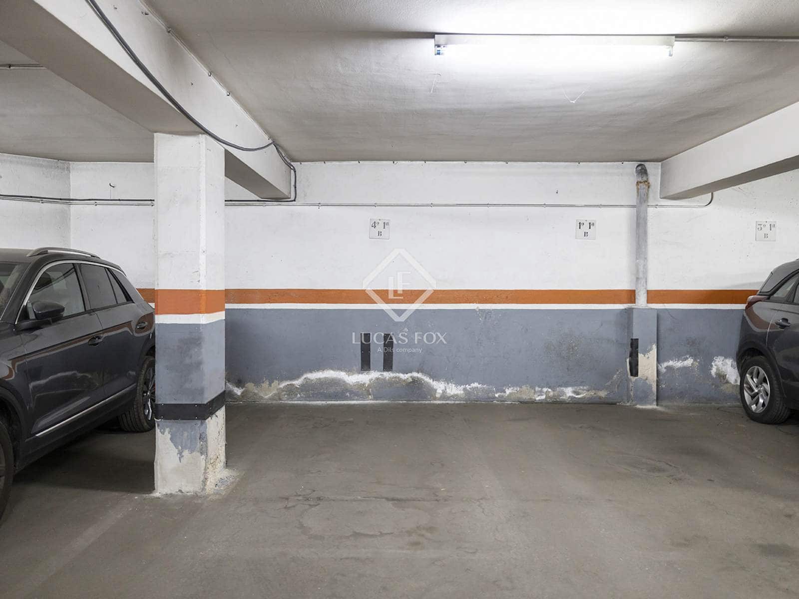 4 soveværelse Lejlighed til leje i Barcelona by med garage - € 4.622 (Ref: 7566748)