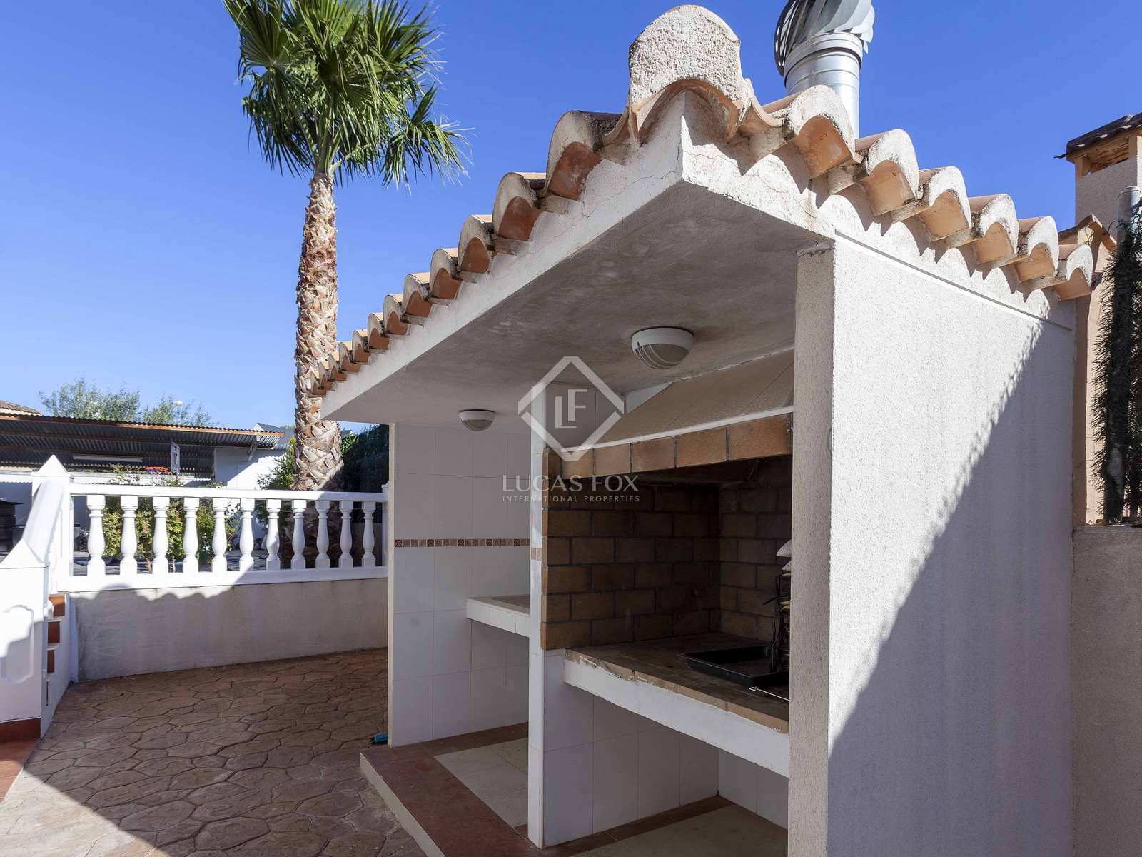 4 quarto Moradia para arrendar em L'Eliana com piscina garagem - 4 900 € (Ref: 7569965)