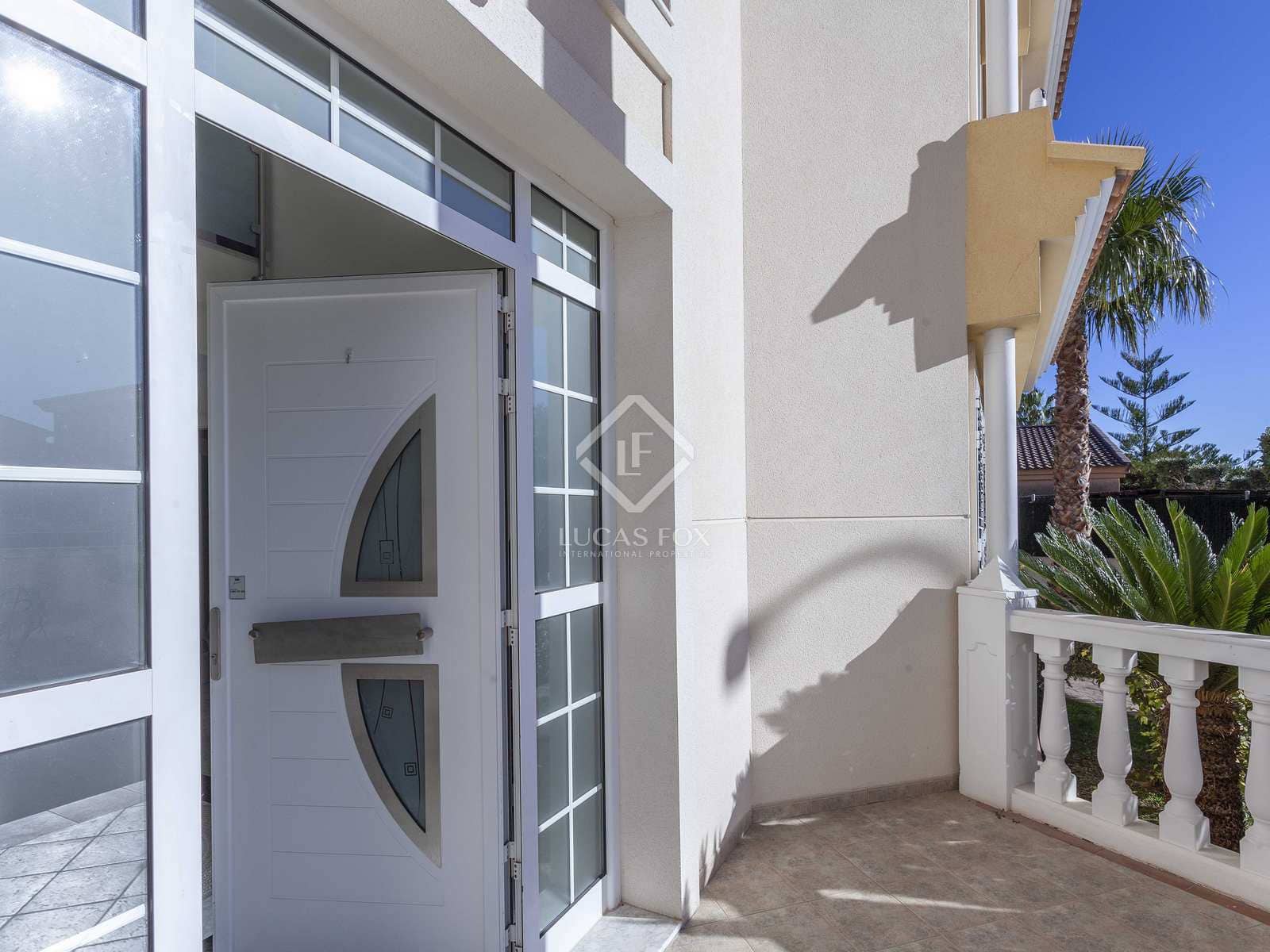 4 quarto Moradia para arrendar em L'Eliana com piscina garagem - 4 900 € (Ref: 7569965)