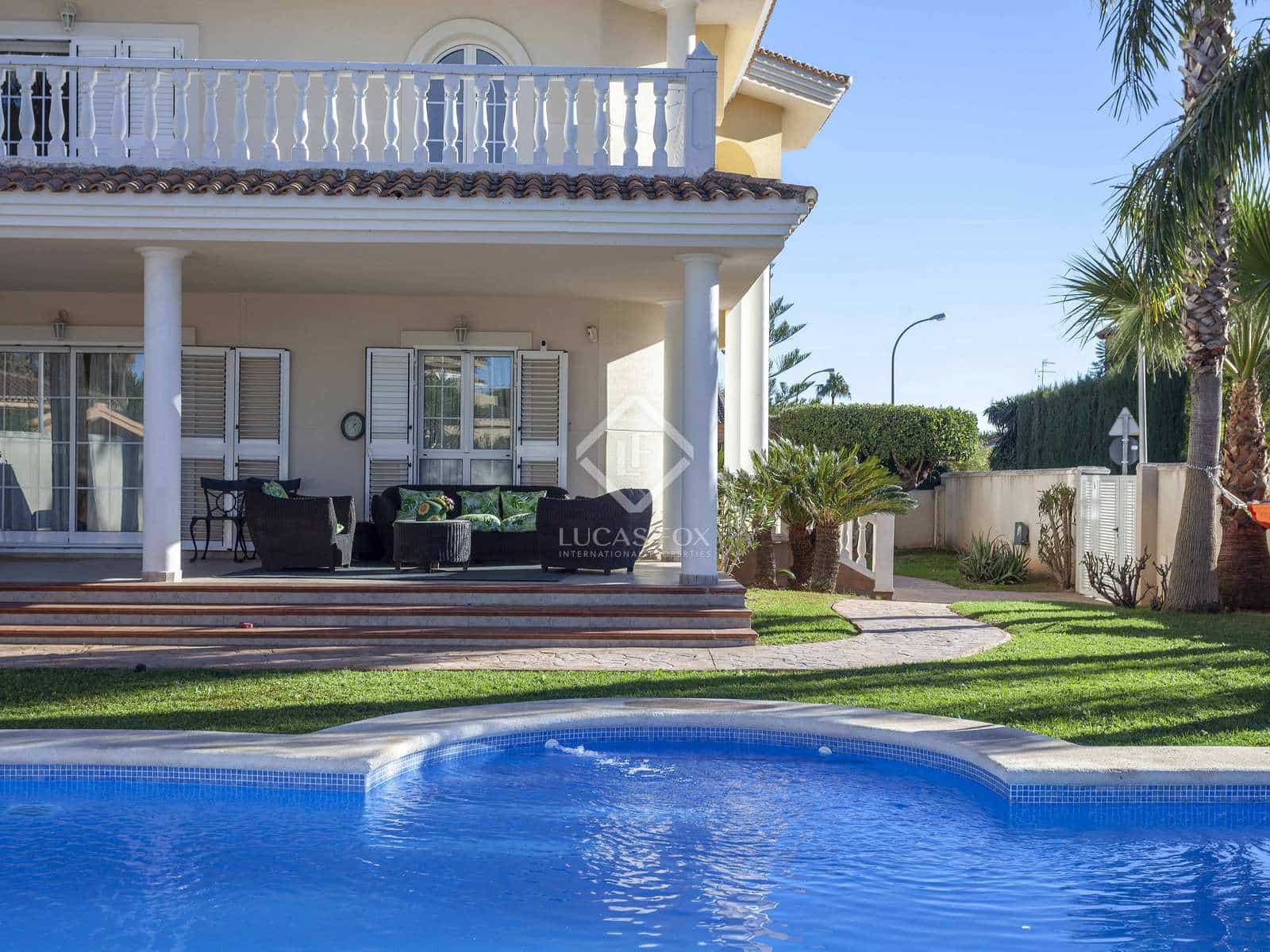 4 quarto Moradia para arrendar em L'Eliana com piscina garagem - 4 900 € (Ref: 7569965)