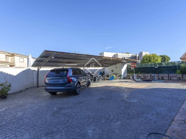 4 soverom Villa til leie i L'Eliana med svømmebasseng garasje - € 4 900 (Ref: 7569965)