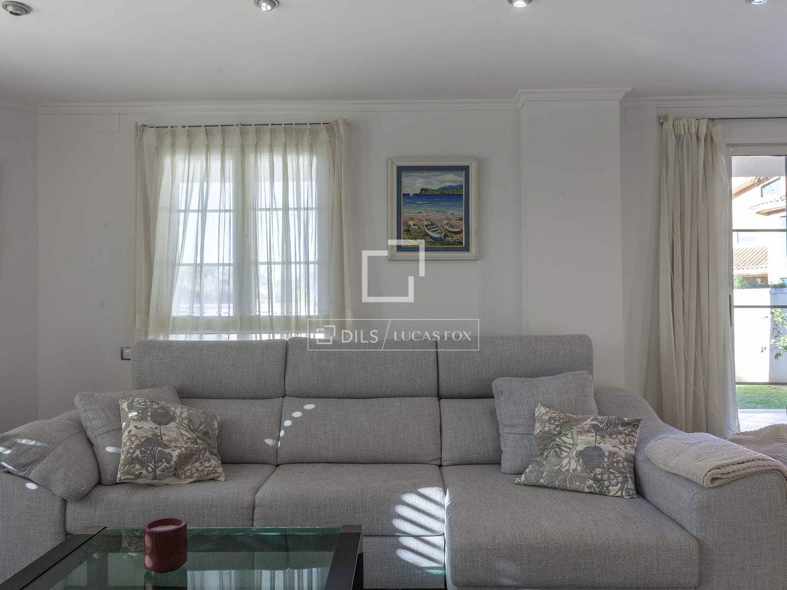 4 quarto Moradia para arrendar em L'Eliana com piscina garagem - 4 900 € (Ref: 7569965)