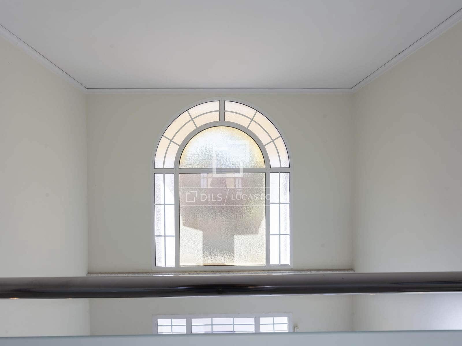 4 quarto Moradia para arrendar em L'Eliana com piscina garagem - 4 900 € (Ref: 7569965)