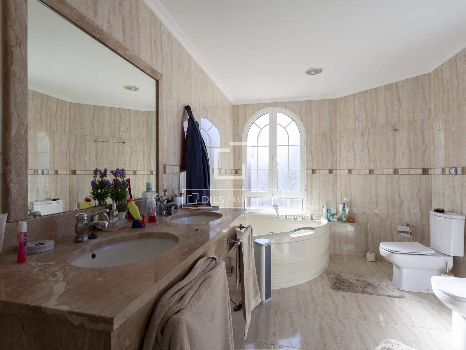 4 quarto Moradia para arrendar em L'Eliana com piscina garagem - 4 900 € (Ref: 7569965)