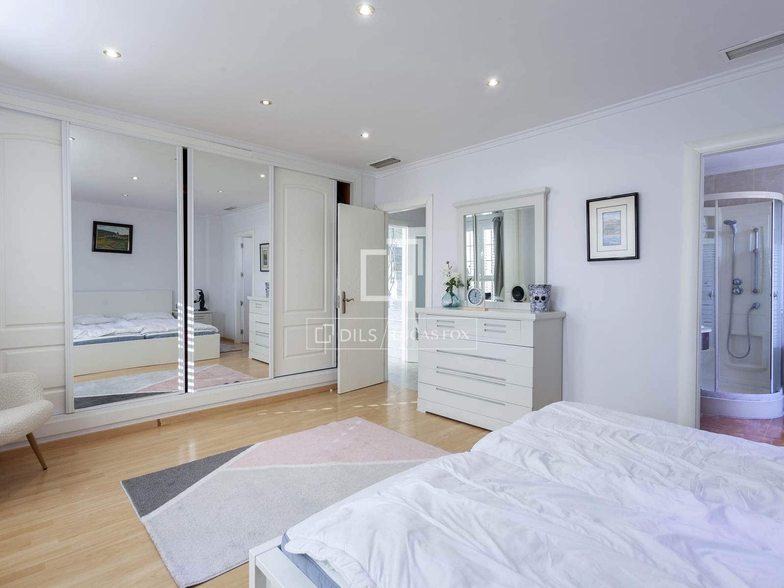 4 quarto Moradia para arrendar em L'Eliana com piscina garagem - 4 900 € (Ref: 7569965)