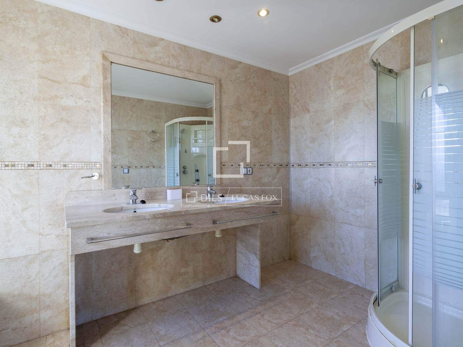 4 quarto Moradia para arrendar em L'Eliana com piscina garagem - 4 900 € (Ref: 7569965)