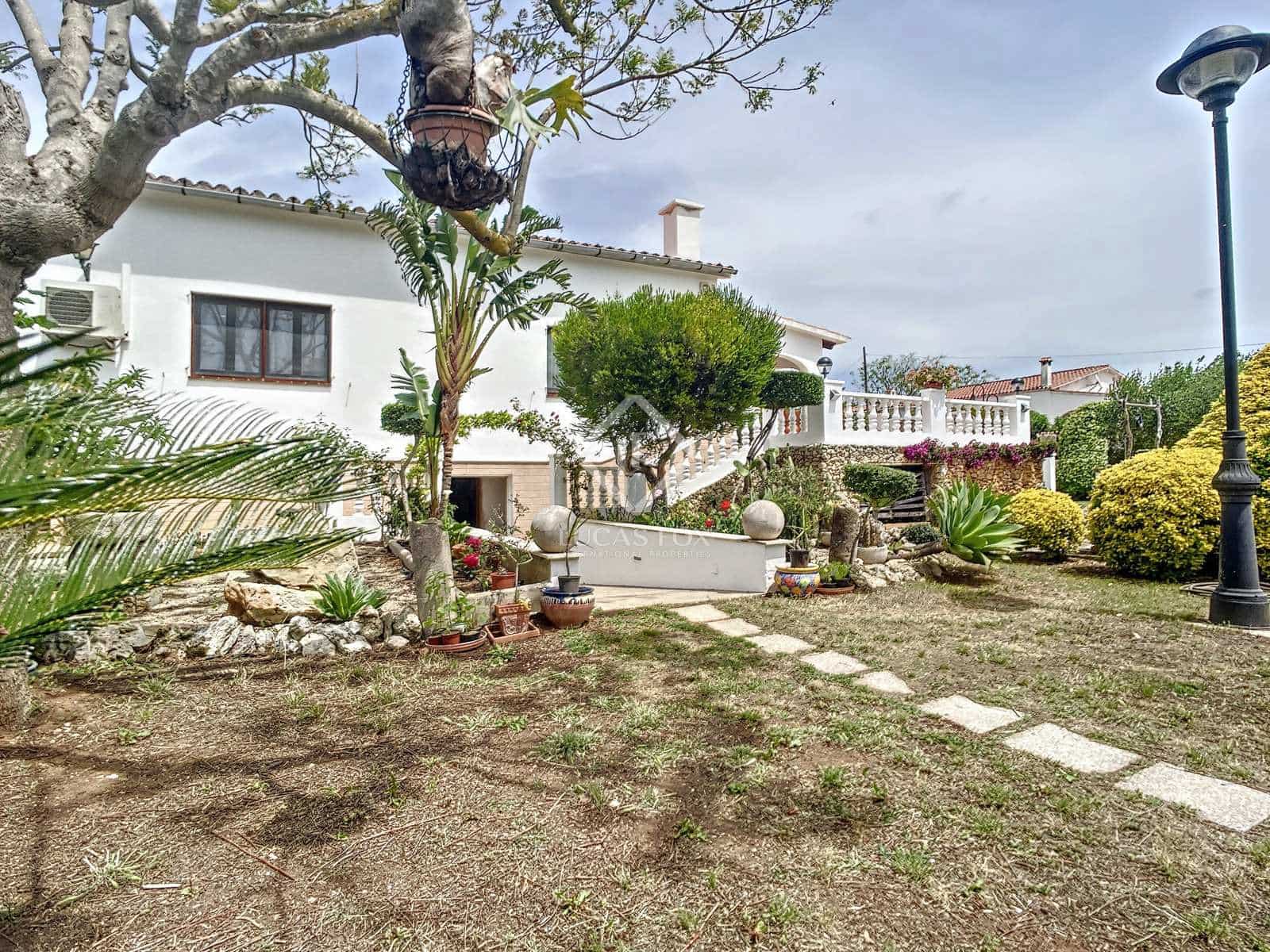 4 soveværelse Villa til salg i Alayor / Alaior med swimmingpool garage - € 990.000 (Ref: 7582452)