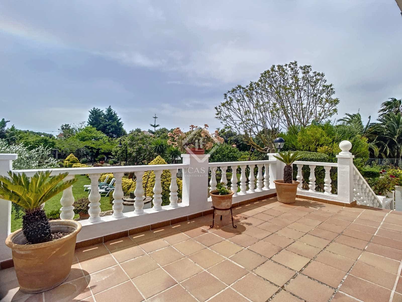 4 soveværelse Villa til salg i Alayor / Alaior med swimmingpool garage - € 990.000 (Ref: 7582452)