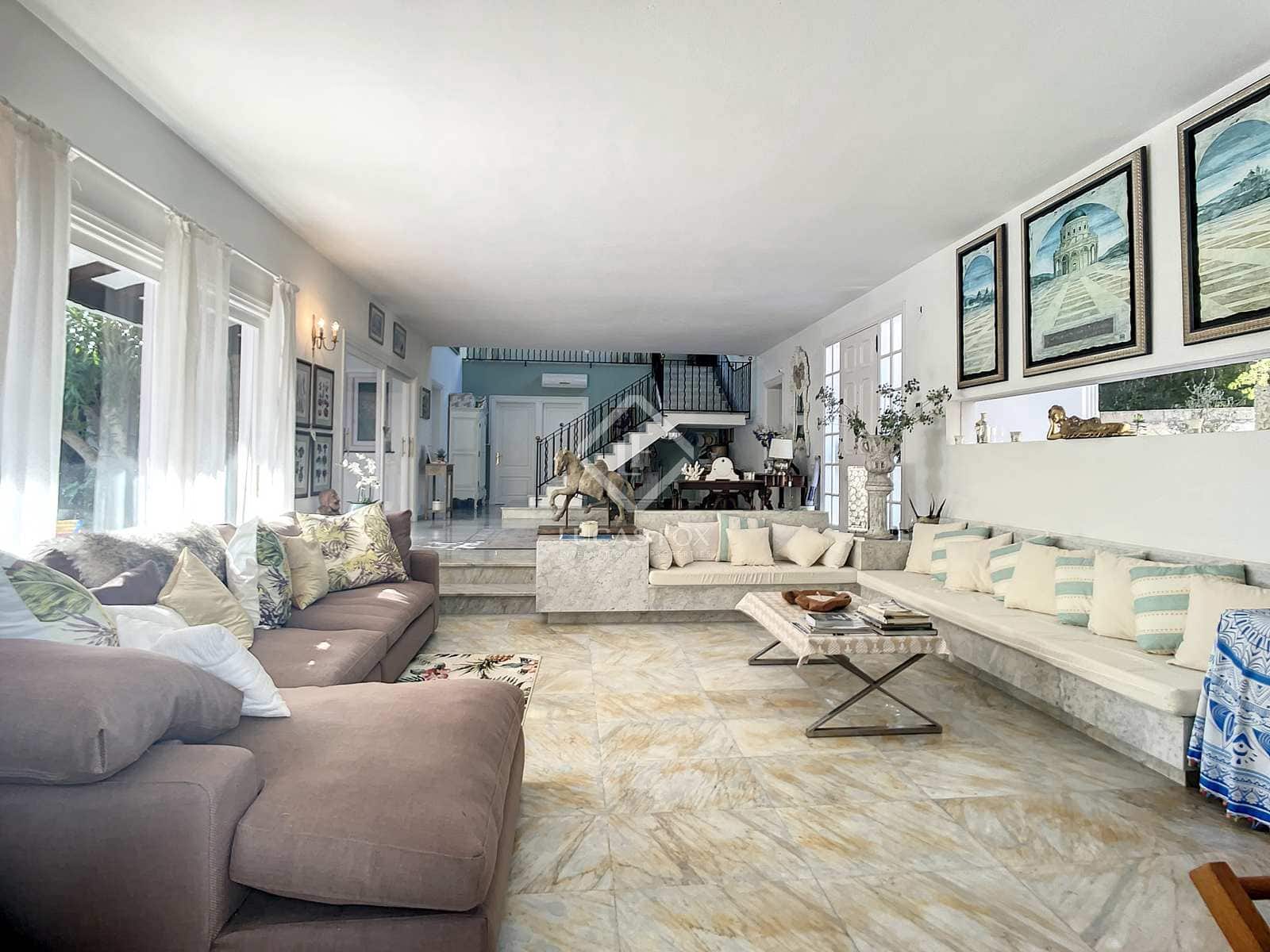 7 soverom Villa til salgs i Mahon / Mao med svømmebasseng garasje - € 1 975 000 (Ref: 7585579)