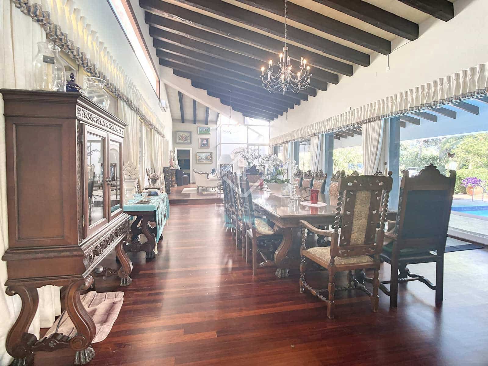 7 soverom Villa til salgs i Mahon / Mao med svømmebasseng garasje - € 1 975 000 (Ref: 7585579)