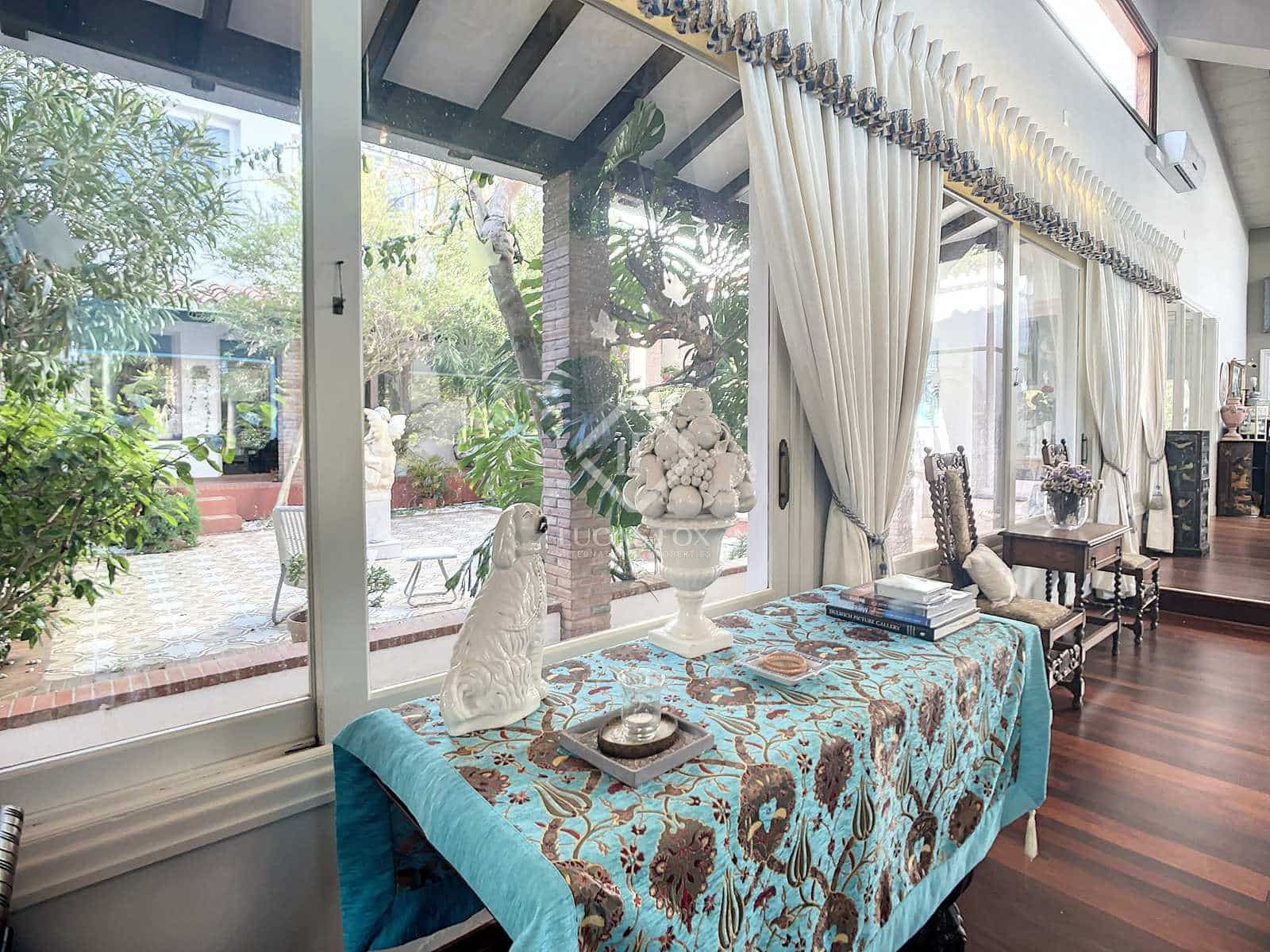 7 soverom Villa til salgs i Mahon / Mao med svømmebasseng garasje - € 1 975 000 (Ref: 7585579)