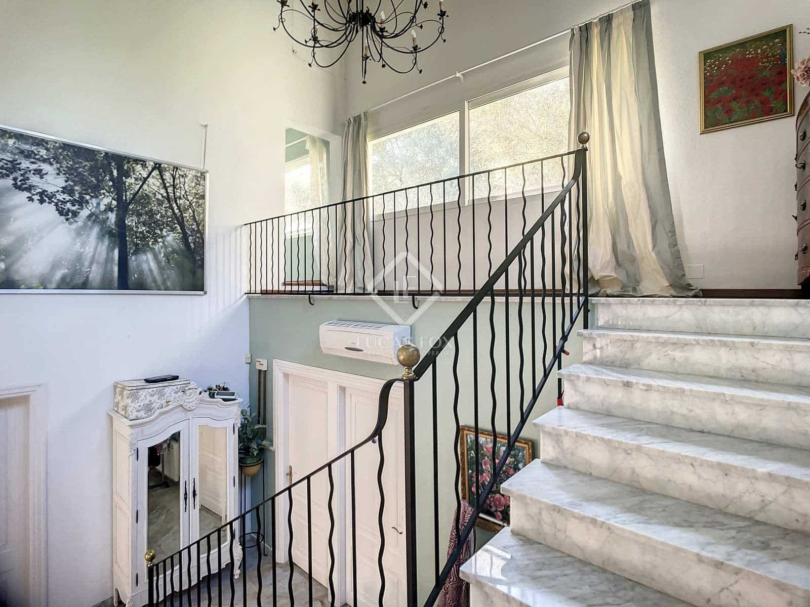 7 soverom Villa til salgs i Mahon / Mao med svømmebasseng garasje - € 1 975 000 (Ref: 7585579)