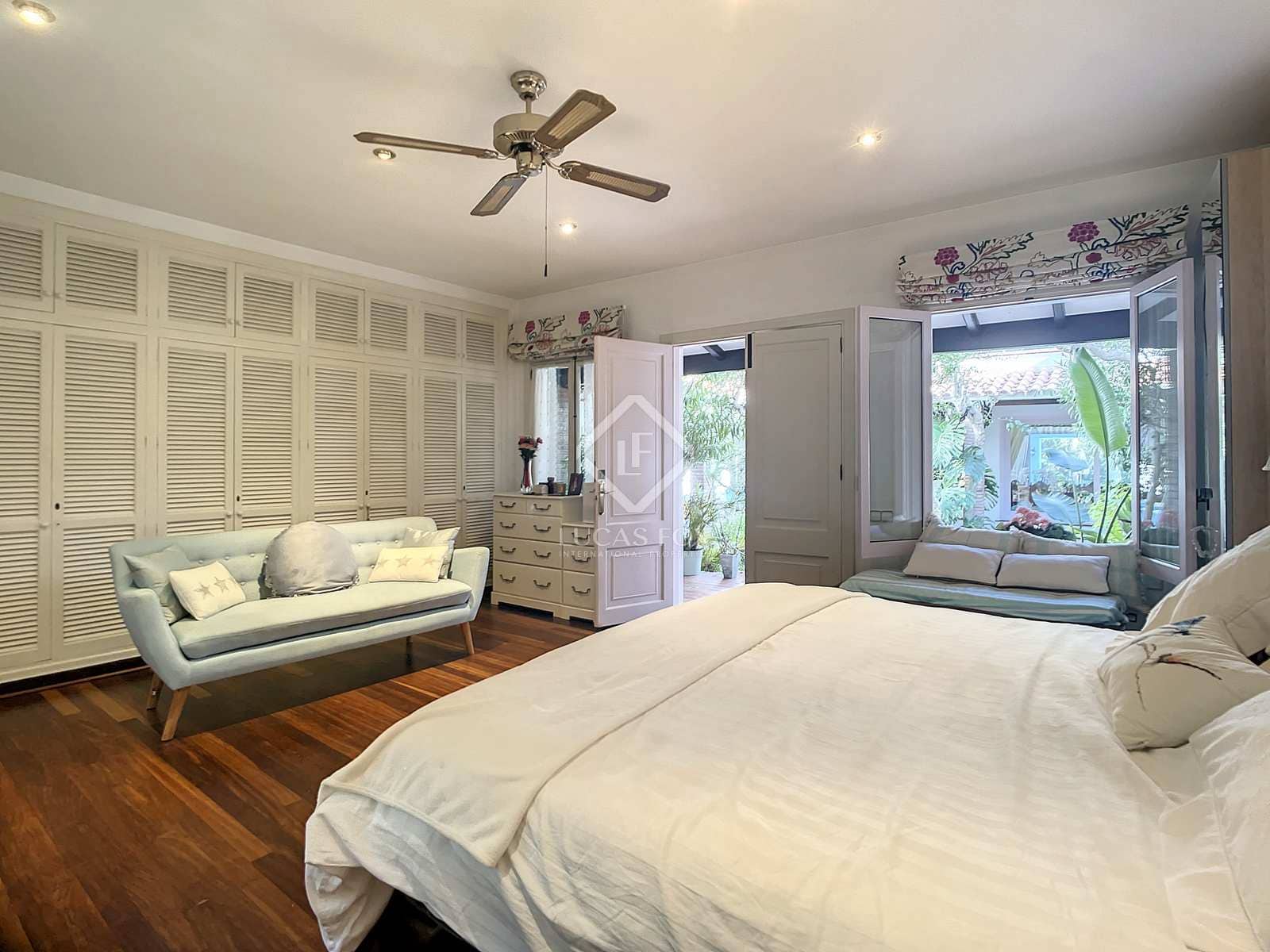 7 soverom Villa til salgs i Mahon / Mao med svømmebasseng garasje - € 1 975 000 (Ref: 7585579)